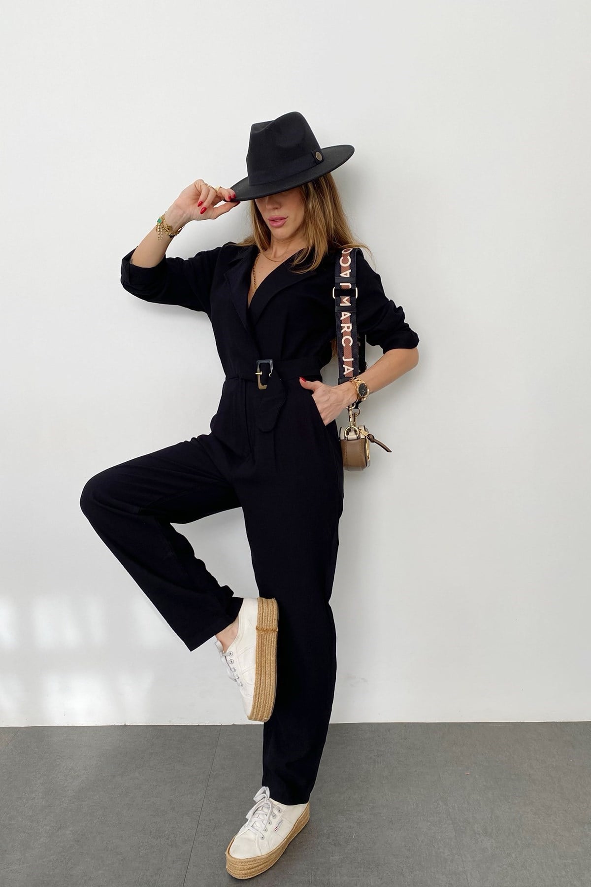 AEROBİN KUMAŞ KEMER DETAYLI CEKET YAKA UZUN KOLLU SİYAH TULUM BLACK BODYSUIT 4S-001-SİYAH