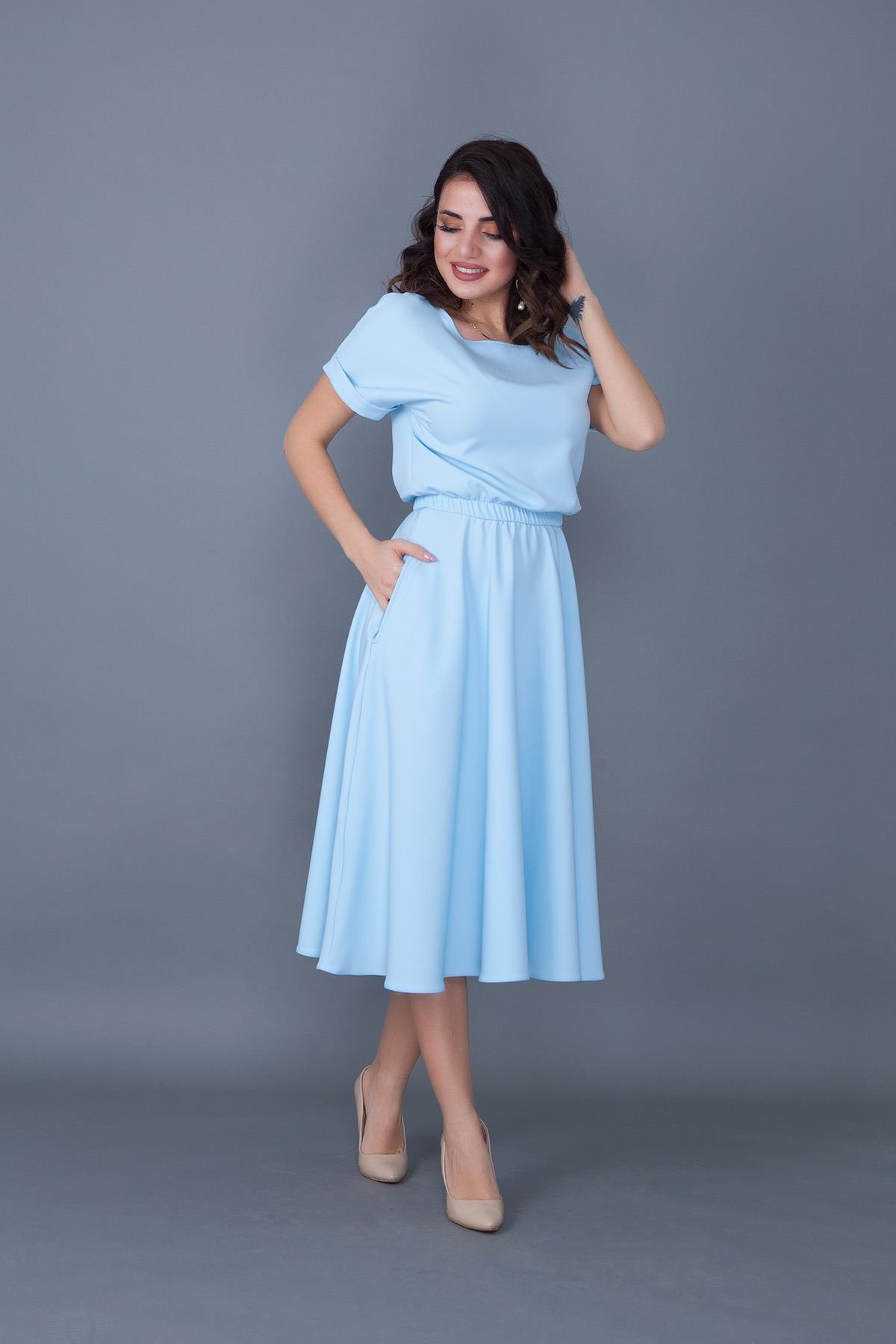 Bebe Mavi Esnek Atlas Kumaş Midi Boy Beli Lastikli Cepli Tasarım Kısa Kollu Kloş Bebe Mavi Abiye Elbise 222