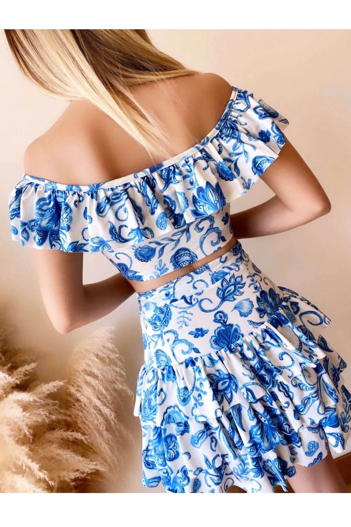 ÇİÇEK DESENLİ ESNEK MİKRO KUMAŞ BÜSTİYER VE ETEK TAKIM FLOWERED TOP AND SKIRT SET GD-019
