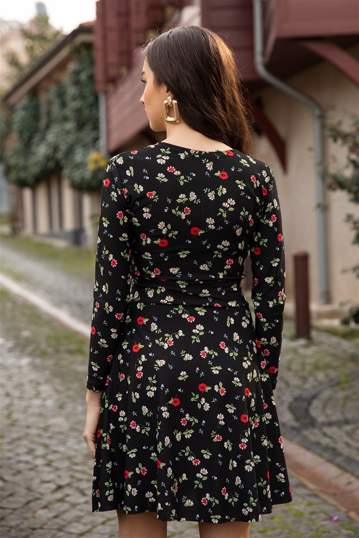 ÇİÇEK DETAYLI UZUN KOLLU KRUVAZE GÖĞÜS DEKOLTELİ MİNİ ELBİSE VALONLU GÜNLÜK ELBİSE UZUN KOLLU ELBİSE FLOWERED DRESS GR-003