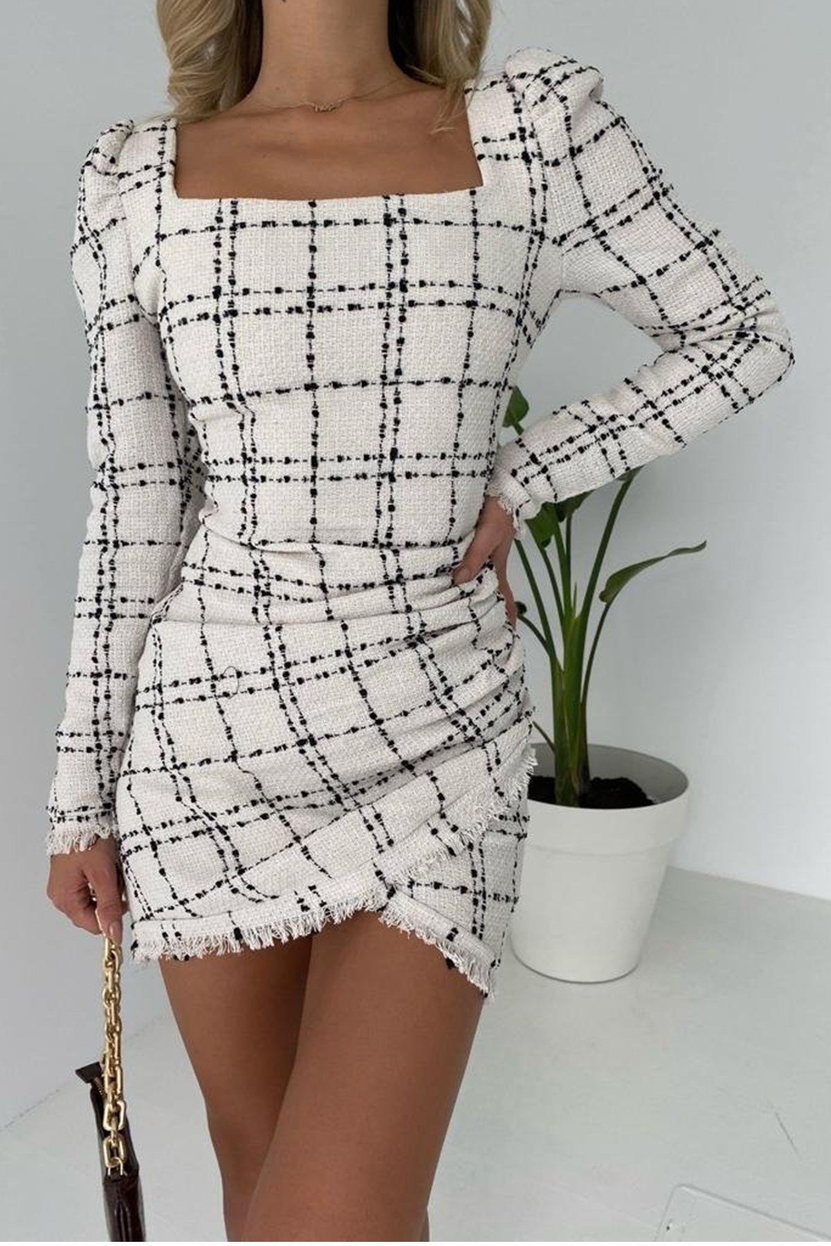 EKOSE DESEN TÜVİT KUMAŞ KARE YAKA UZUN KOLLU BEYAZ MİNİ ELBİSE TUVID MINI DRESS SD-006-BEYAZ