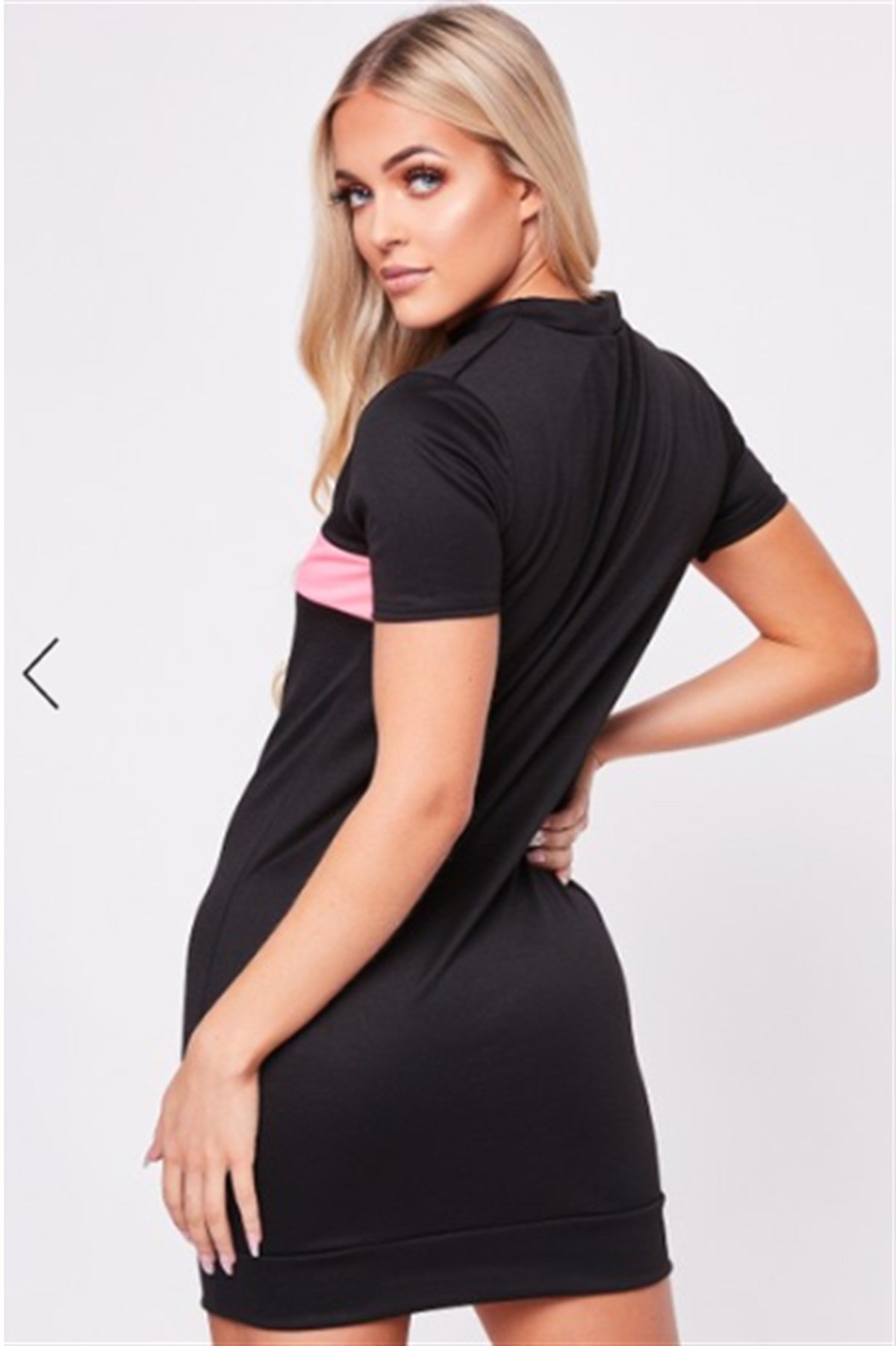 ESNEK DALGIÇ KUMAŞ KISA KOLLU NEON PEMBE ŞERİT DETAYLI SİYAH SPOR MİNİ ELBİSE SİYAH SPOR ELBİSE KISA KOLLU SİYAH MİNİ ELBİSE SİYAH ELBİSE MODELLERİ BLACK MINI DRESS DNM-519-neonpembeseritli