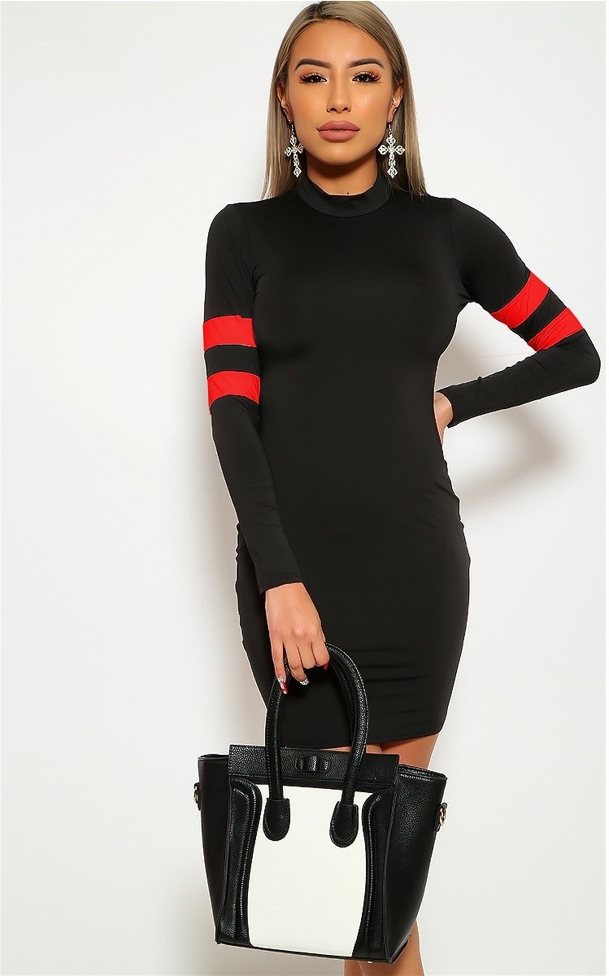 ESNEK DALGIÇ KUMAŞ KOLLARI ŞERİT DETAYLI ESNEK DALGIÇ KUMAŞ UZUN KOLLU SPOR MİNİ ELBİSE BLACK MINI DRESS DNM-481-2