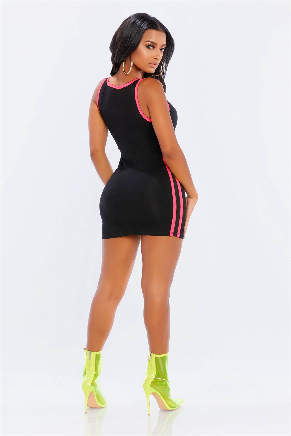 ESNEK DALGIÇ KUMAŞ YANLARI NEON PEMBE ŞERİT DETAYLI SPOR MİNİ ELBİSE BLACK MINI DRESS DNM-466-neonpembe