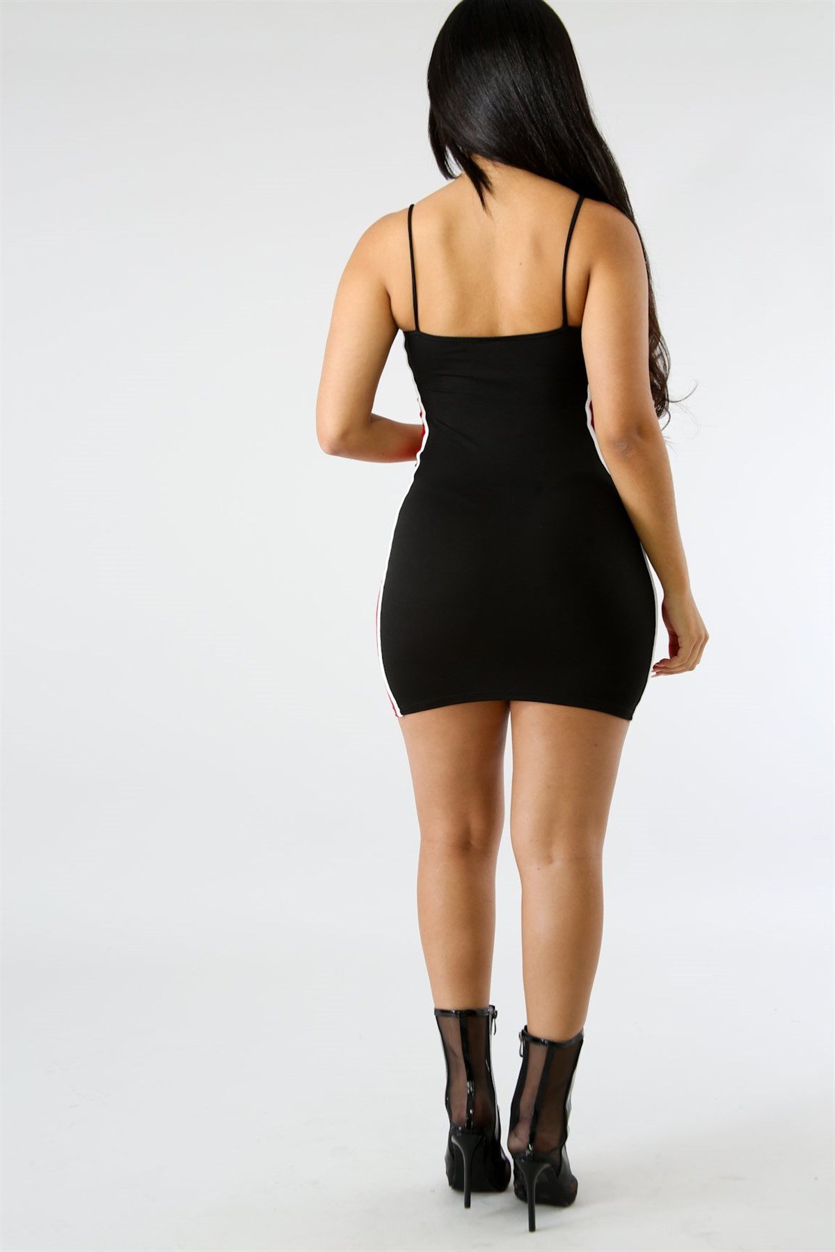 ESNEK DALGIÇ KUMAŞ YANLARI ŞERİTLİ ASKILI SİYAH SPOR MİNİ ELBİSE BLACK MINI DRESS DNM-474-2