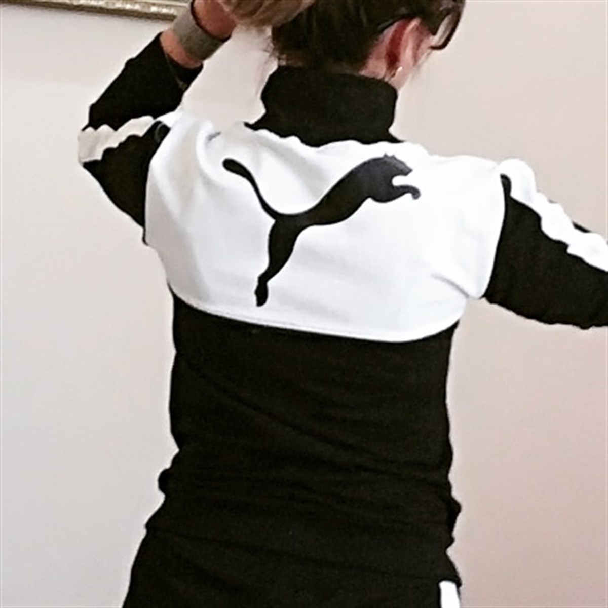ESNEK İKİİPLİK KUMAŞ PUMA DETAYLI SİYAH EŞOFMAN TAKIM MAVİ BAYAN EŞOFMAN TAKIM PUMA EŞOFMAN TAKIM CHP-193-1