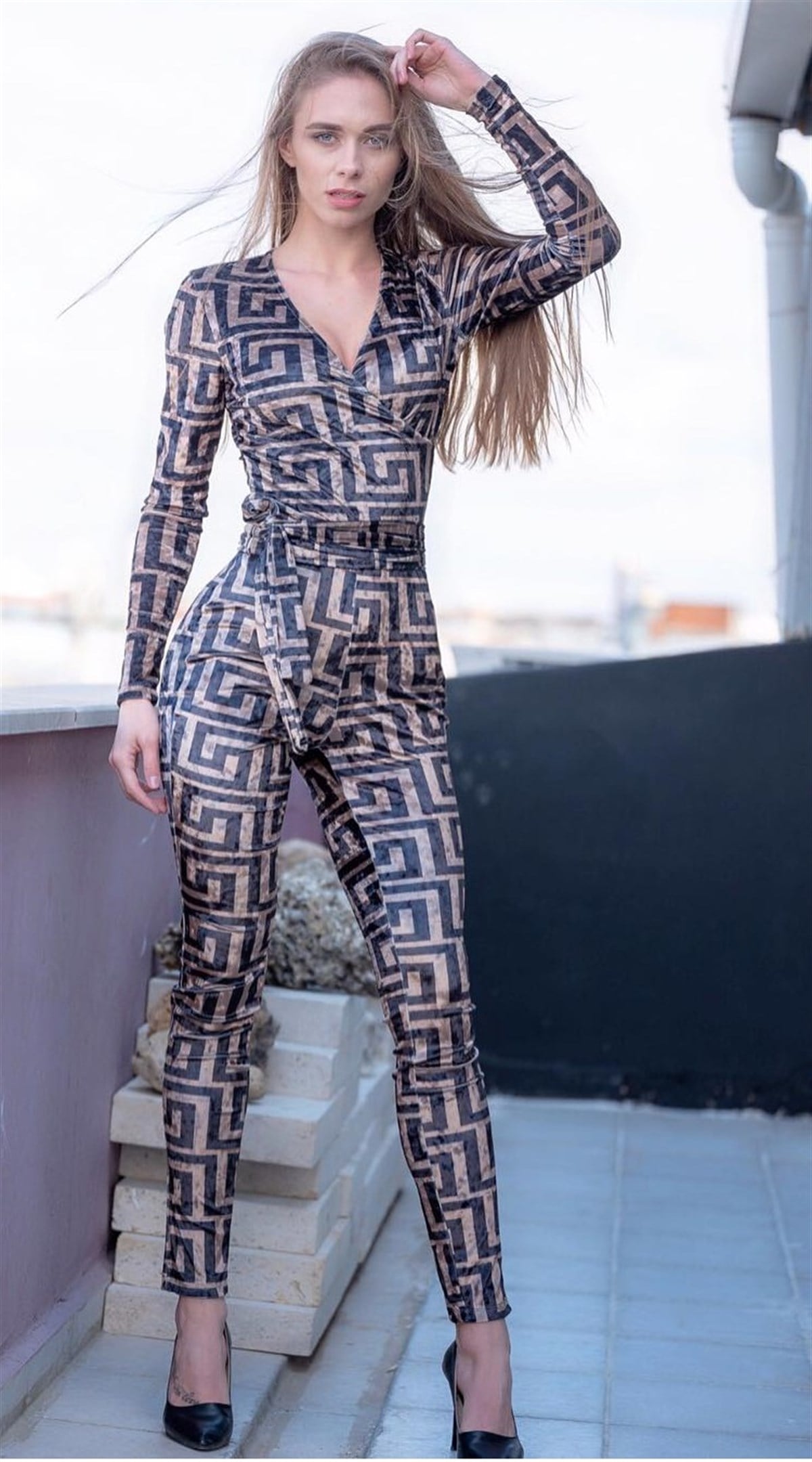 ESNEK KADİFE KUMAŞ TEK PARÇA TULUM KADİFE TULUM VELVET JUMPSUIT LP-184