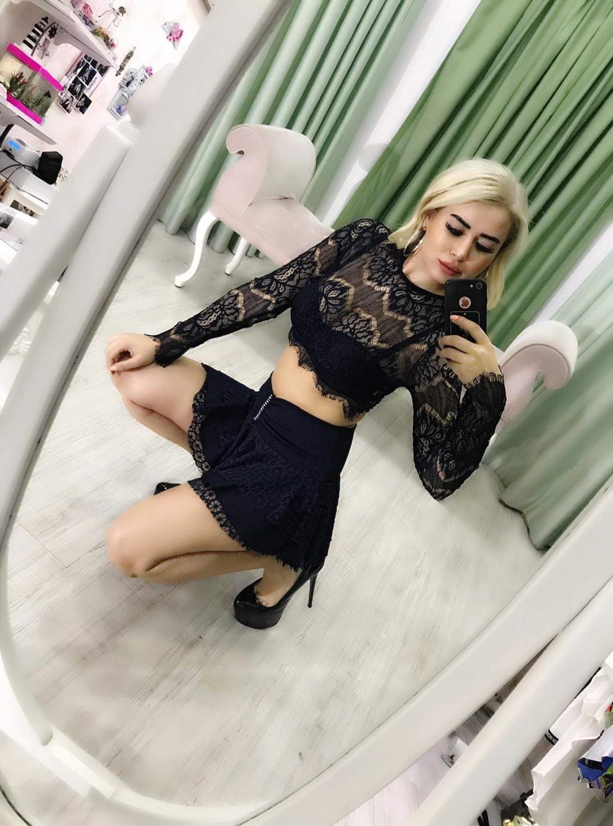 ESNEK KUMAŞ DANTEL DETAYLI SİYAH BÜSTİYER VE ETEK TAKIM BLACK SKIRT AND TOP SET KY-062