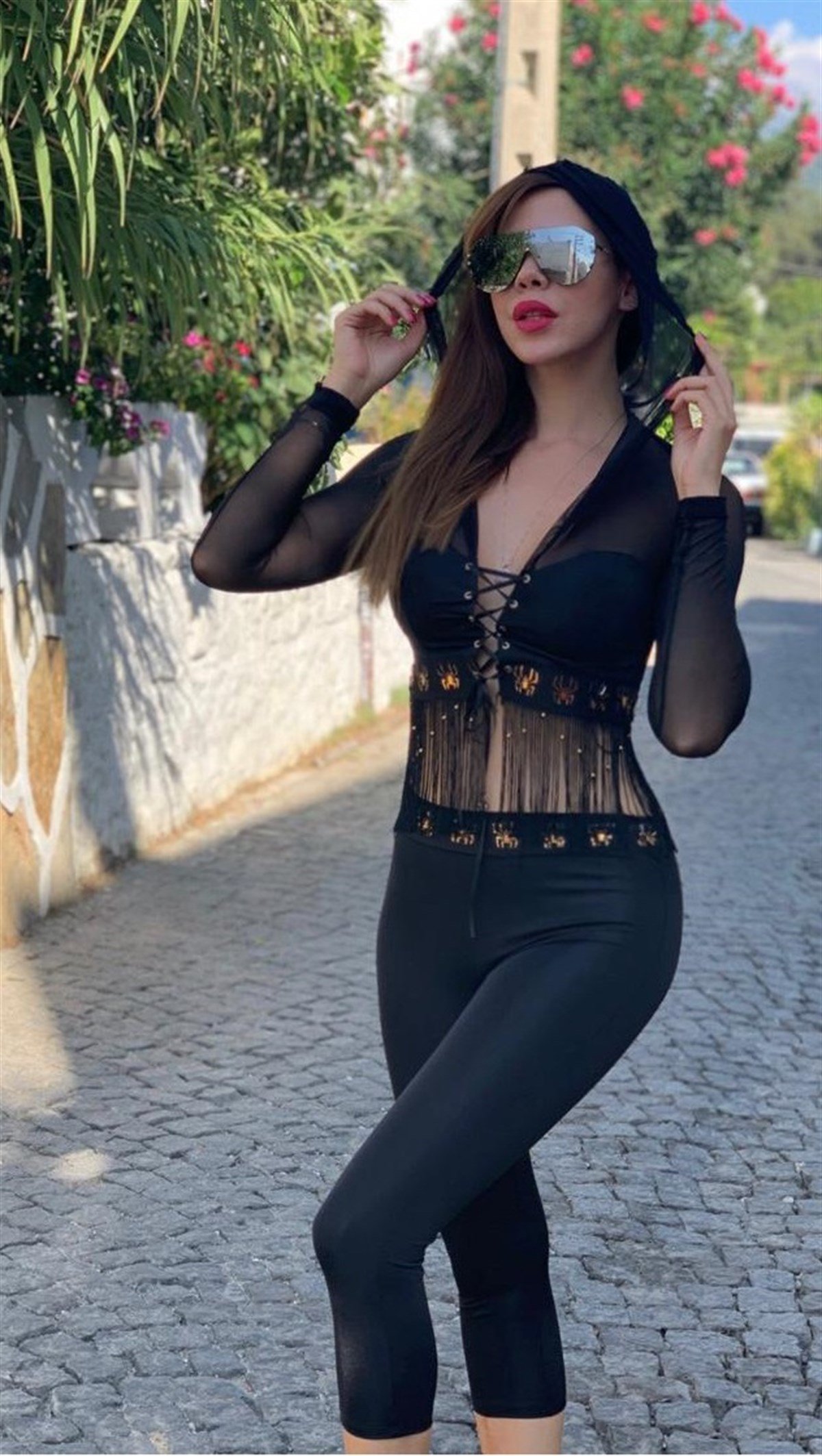 ESNEK KUMAŞ GÖĞÜS DEKOLTELİ BÜSTİYER VE TAYT TAKIM SEKSİ BÜSTİYER VE TAYT TAKIM SEXY TOP AND LEGGING SET BLACK CLUBWEAR KY-088-1