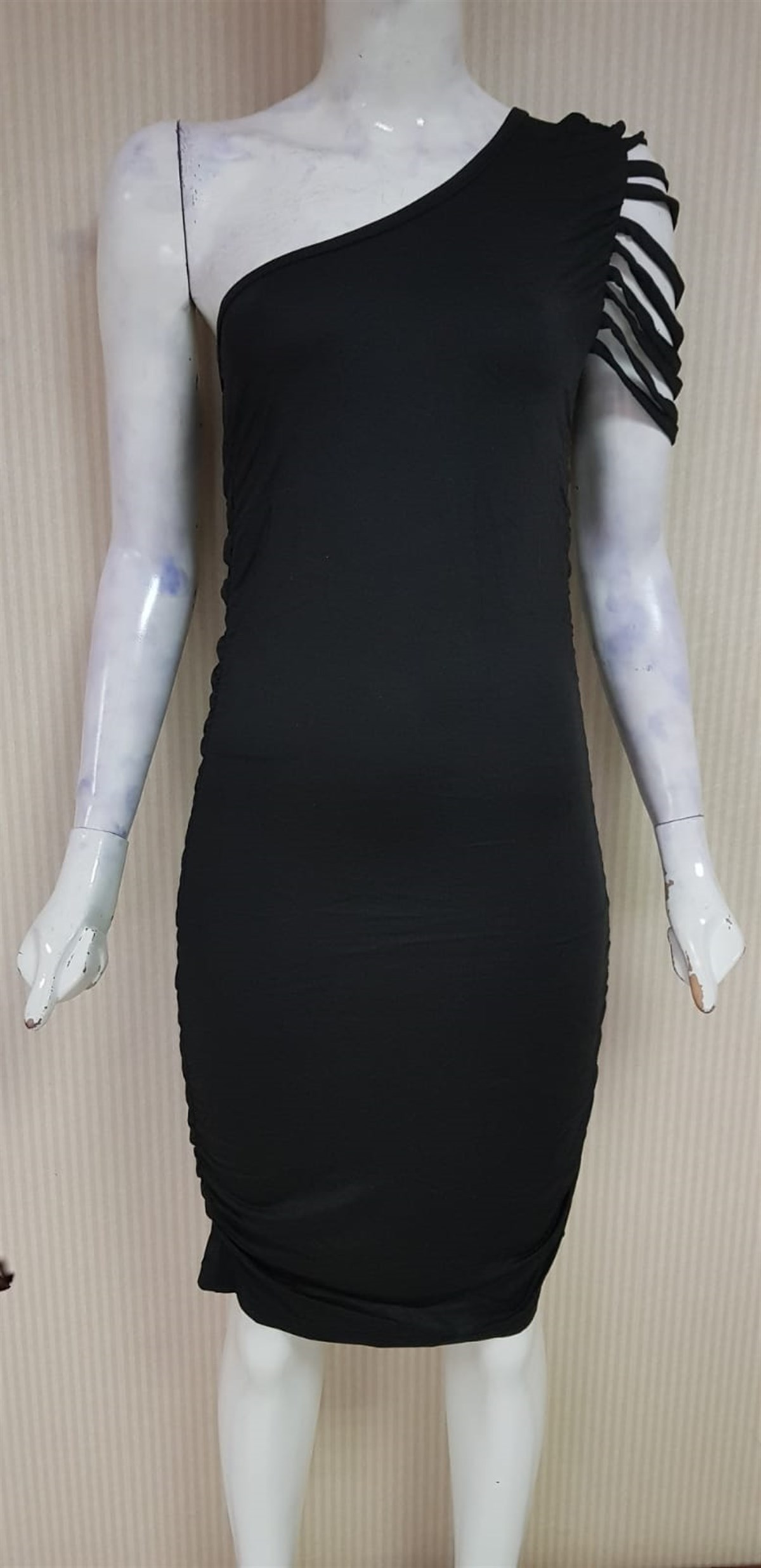 ESNEK KUMAŞ GÖĞÜS DEKOLTELİ SİYAH MİNİ ELBİSE CLUBWEAR ASİA-018