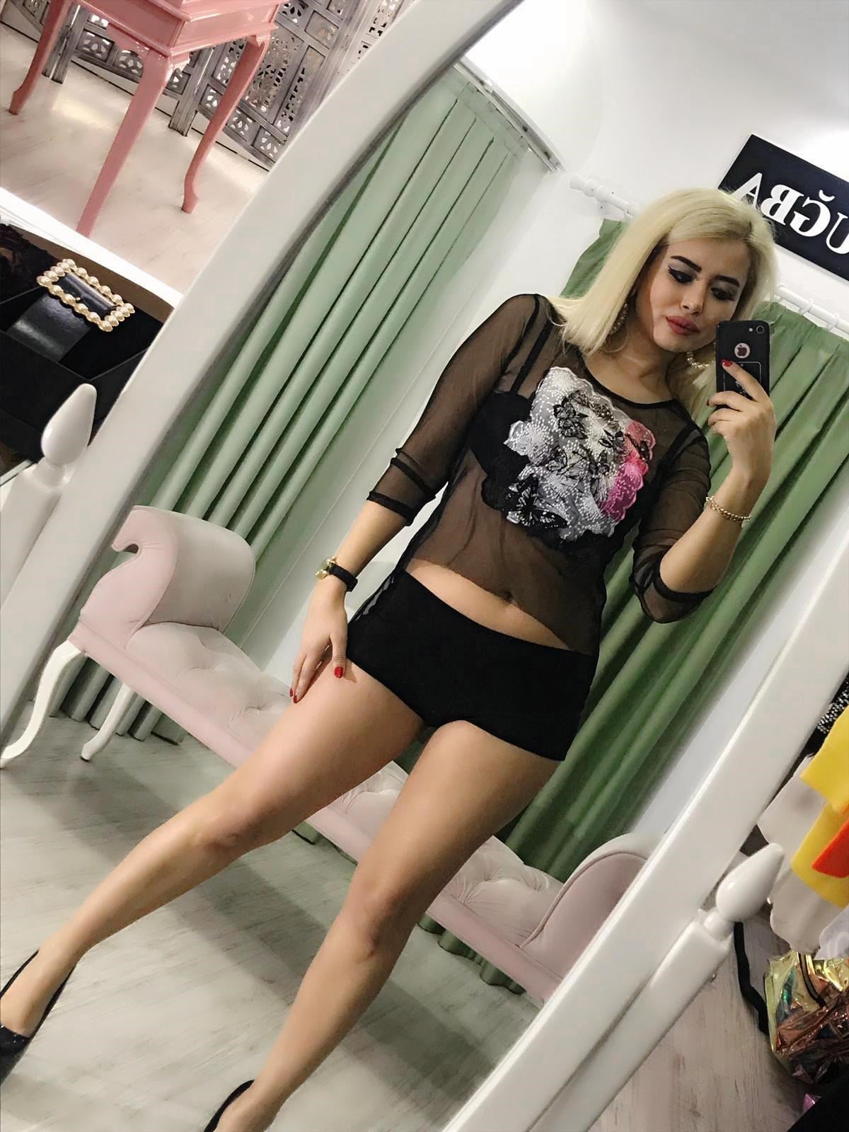 ESNEK KUMAŞ MİNİ ŞORT VE TRANSPARAN T-SHIRT TAKIM BLACK SHORT AND TOP SET KY-063