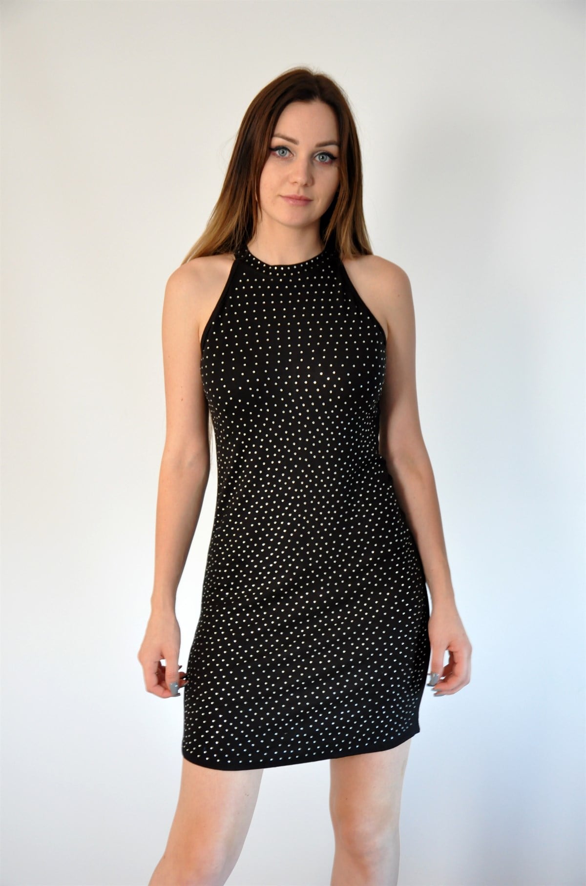 ESNEK PENYE KUMAŞ ÖN KISMI PARLAK TAŞ BASKI DETAYLI SİYAH MİNİ ELBİSE SİYAH SPOR MİNİ ELBİSE BLACK MINI DAYDRESS BLACK MINI DRESS  CHP-226