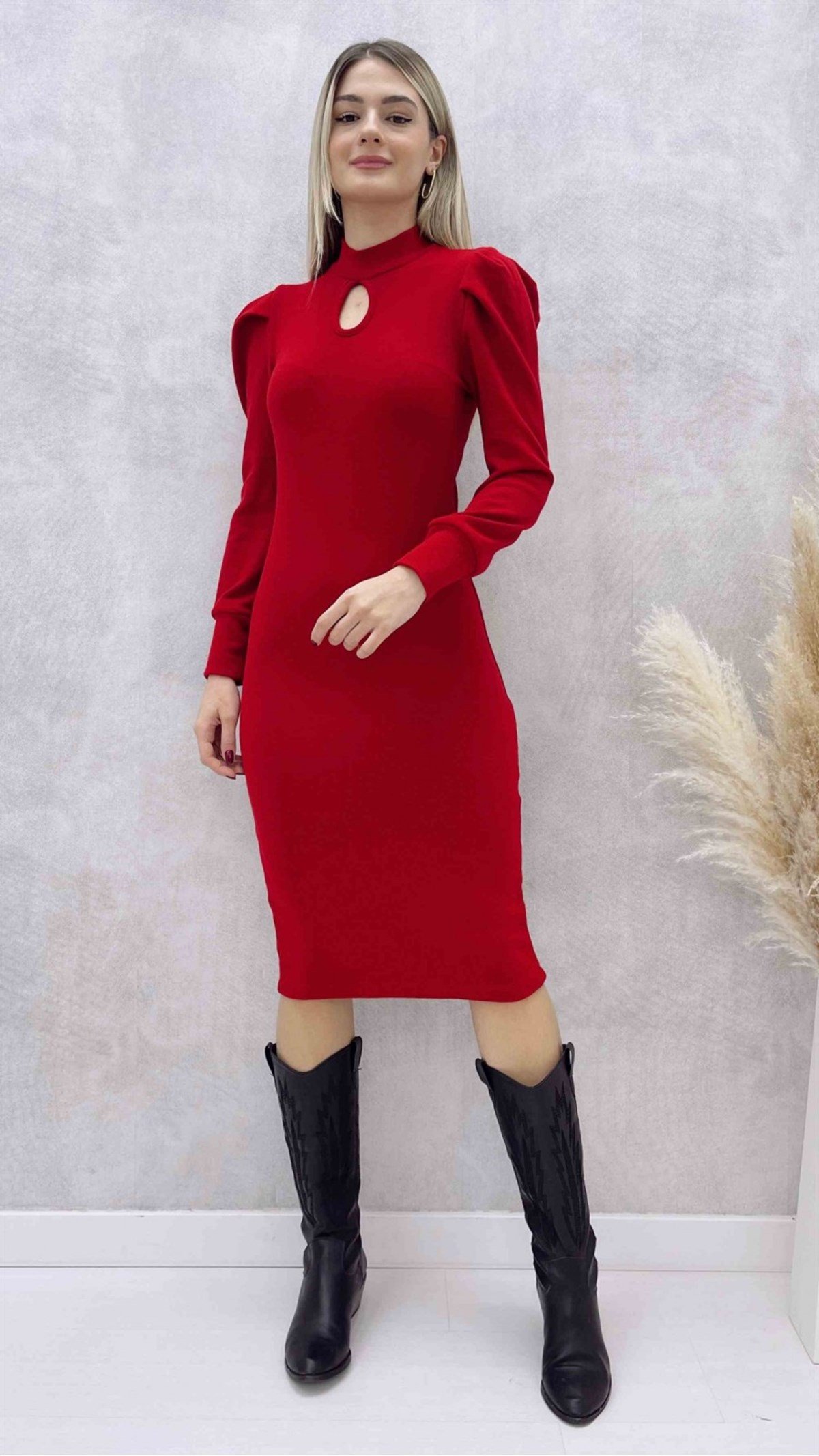 ESNEK TRİKO KUMAŞ OMUZ DETAYLI KIRMIZI ELBİSE GÜNLÜK RED DAY DRESS DKS-015-KIRMIZI