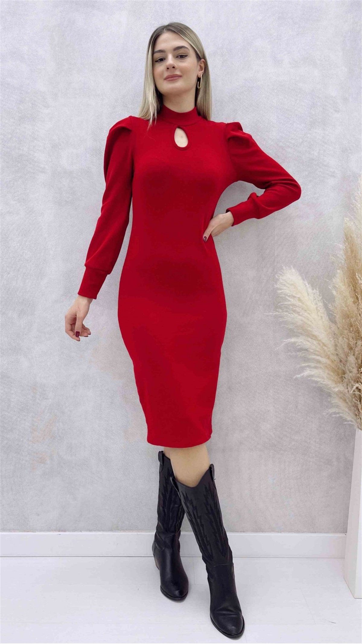 ESNEK TRİKO KUMAŞ OMUZ DETAYLI KIRMIZI ELBİSE GÜNLÜK RED DAY DRESS DKS-015-KIRMIZI