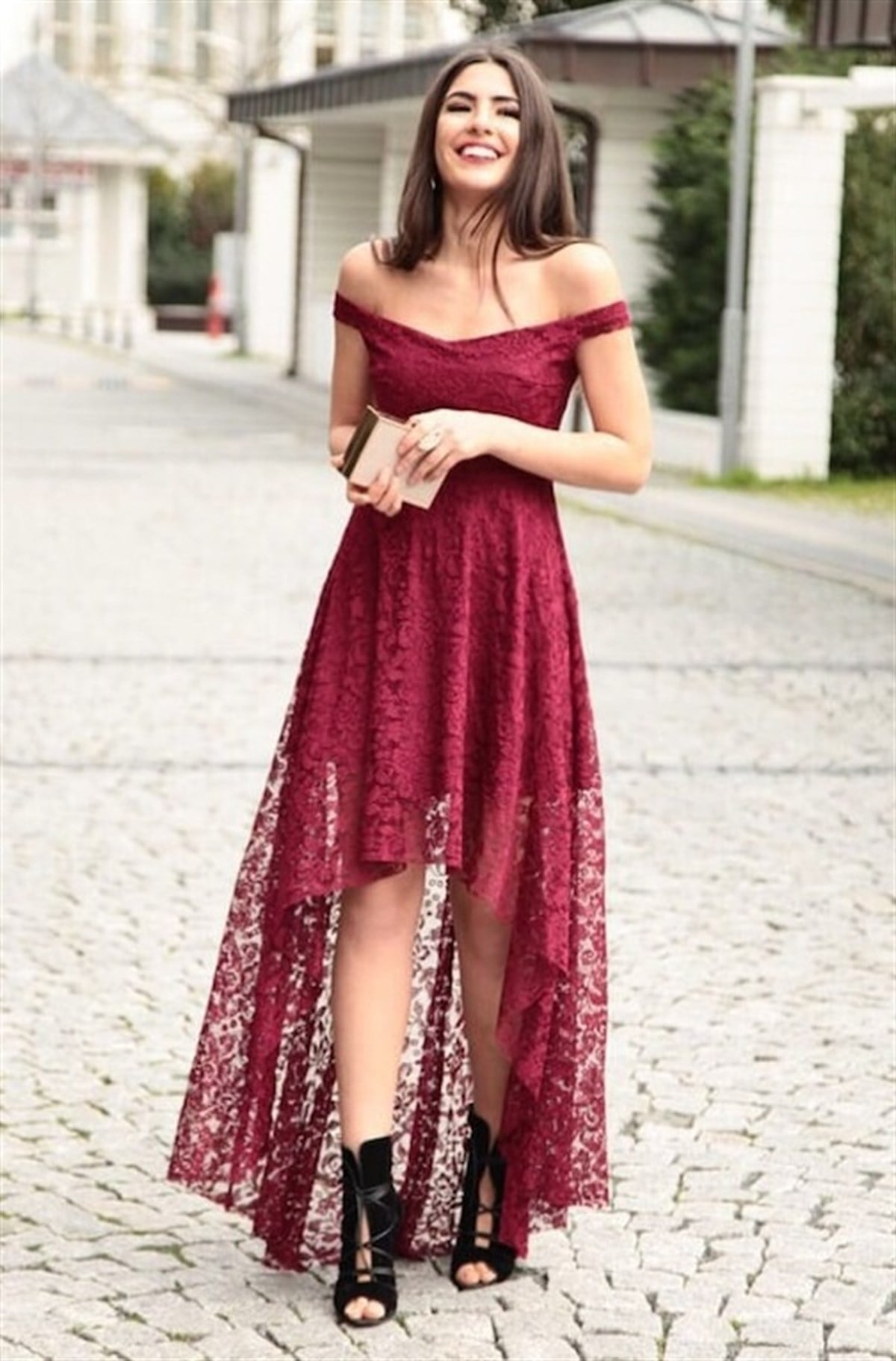 İÇİ ASTARLI BORDO DANTEL MUHTEŞEM SPOR ABİYE ELBİSE NİKAH ELBİSESİ DÜĞÜN ELBİSESİ MEZUNİYET ELBİSESİ RED HAZEL LACE DRESS AS-002-3