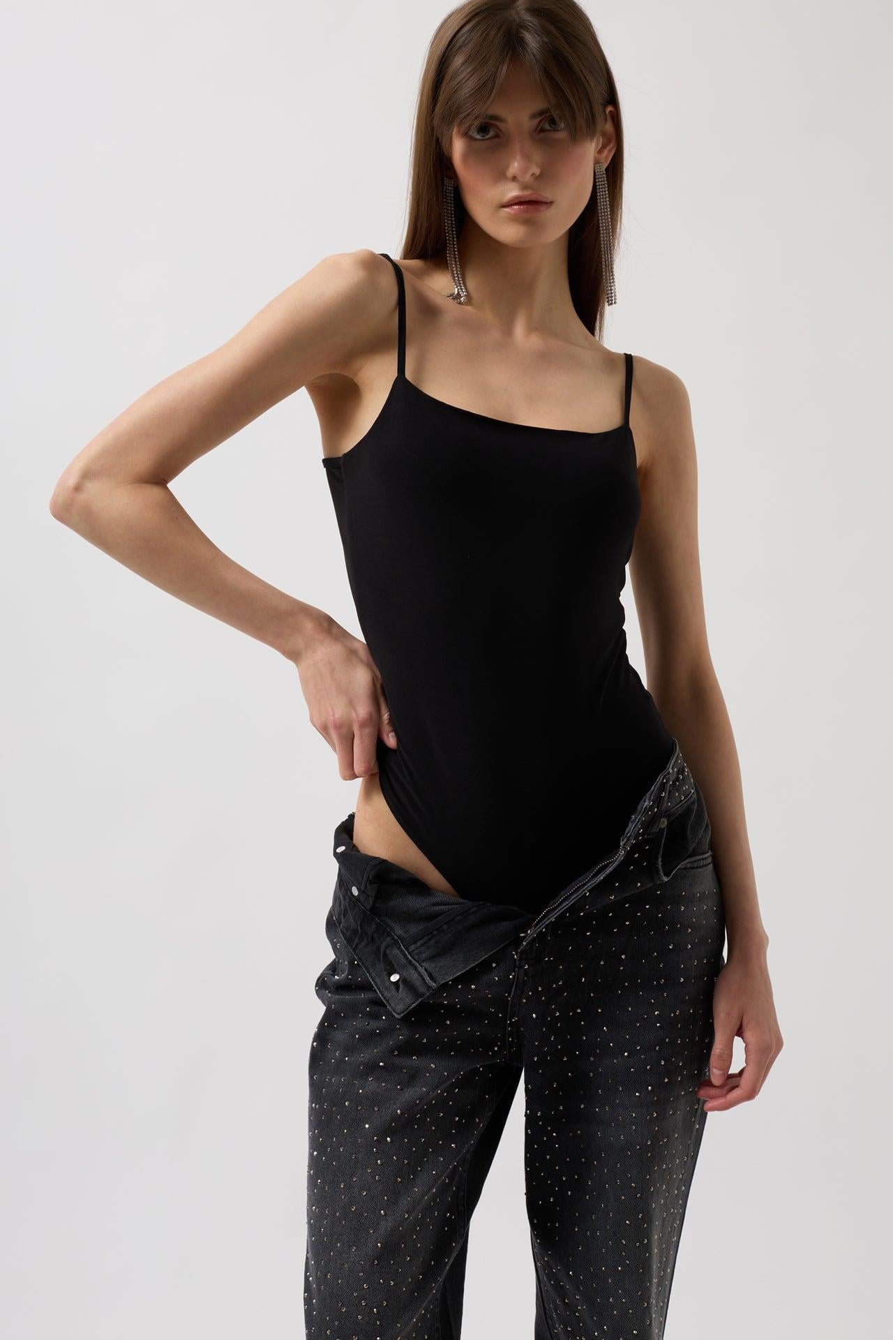İp Askılı Siyah Bodysuit