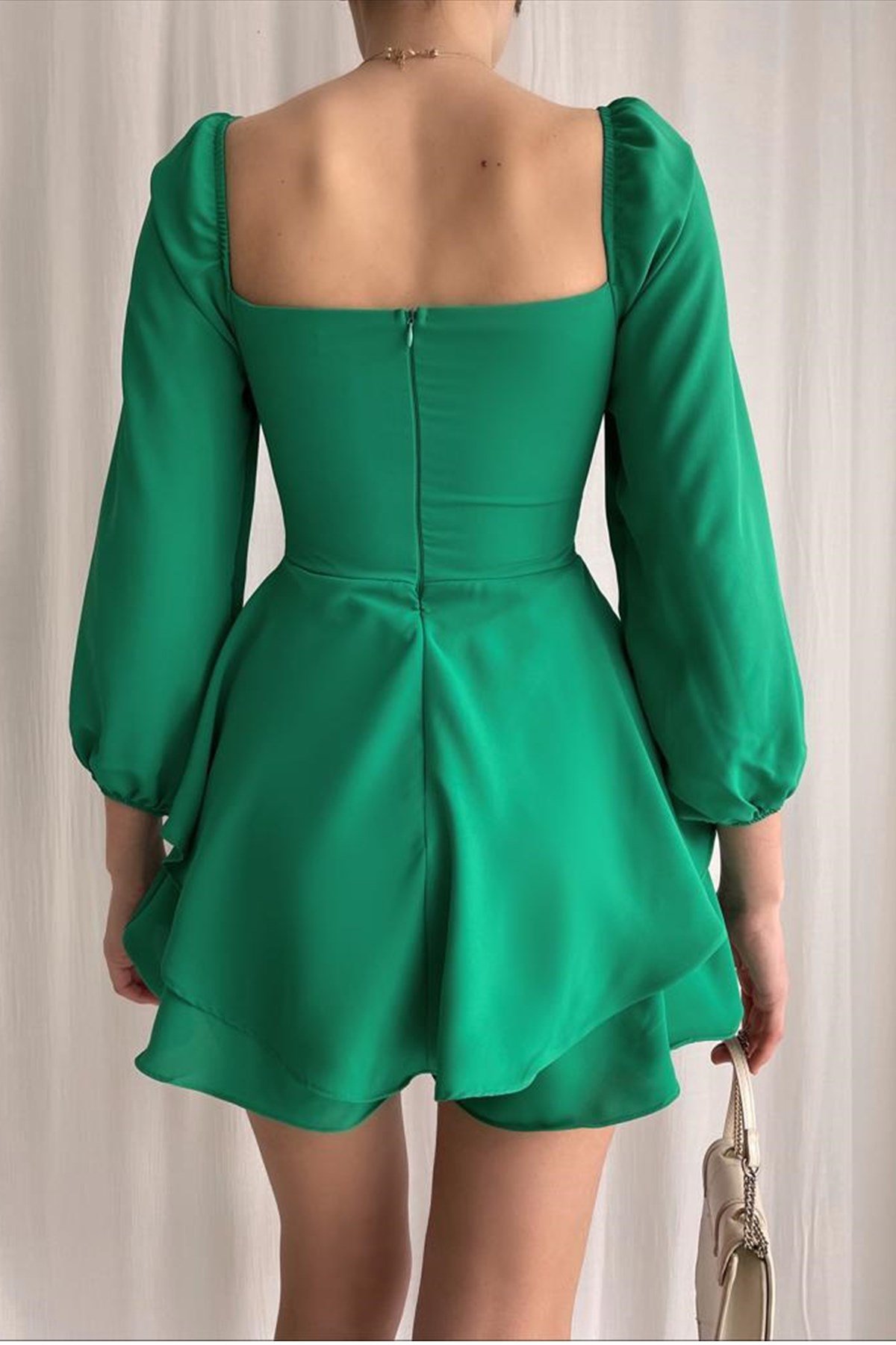 JESSİCA KUMAŞ GÖĞÜS DEKOLTELİ UZUN KOLLU YEŞİL TULUM GREEN BODYSUIT MSCX-114-YEŞİL