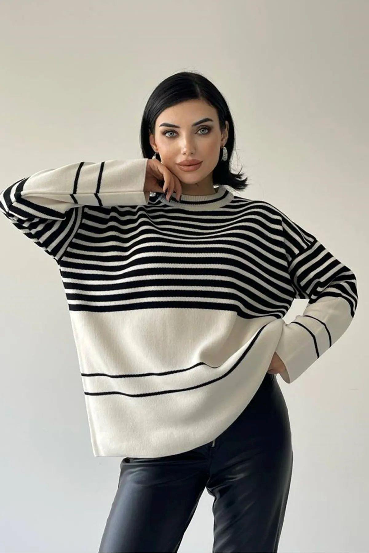 Kadın Triko Kumaş Bisiklet Yaka Çizgili Desen Oversize Kazak 198