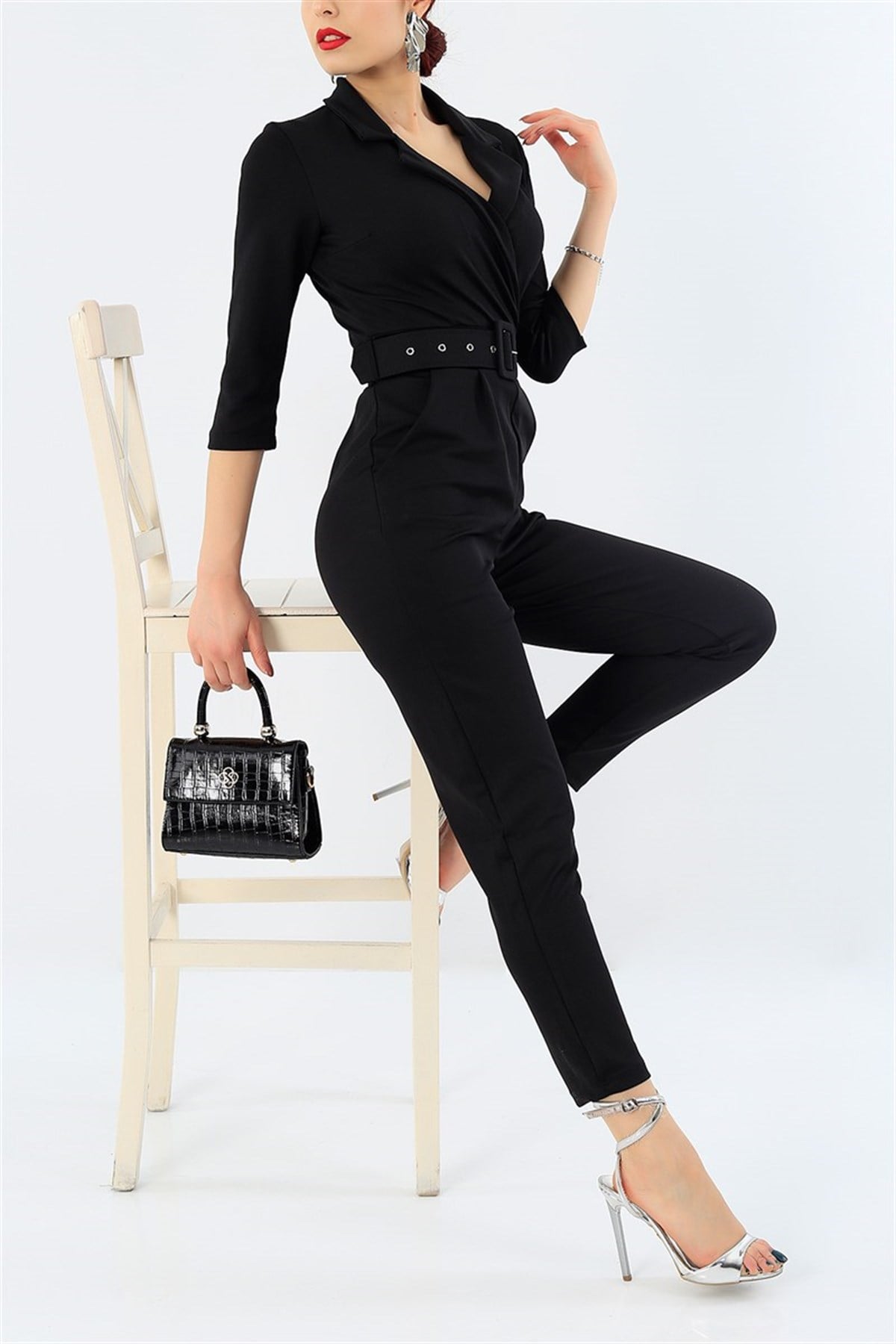 KEMER DETAYLI TEK PARÇA SİYAH TULUM SİYAH BODYSUİT SİYAH GÜNLÜK TULUM BLACK BODYSUIT DKS-005