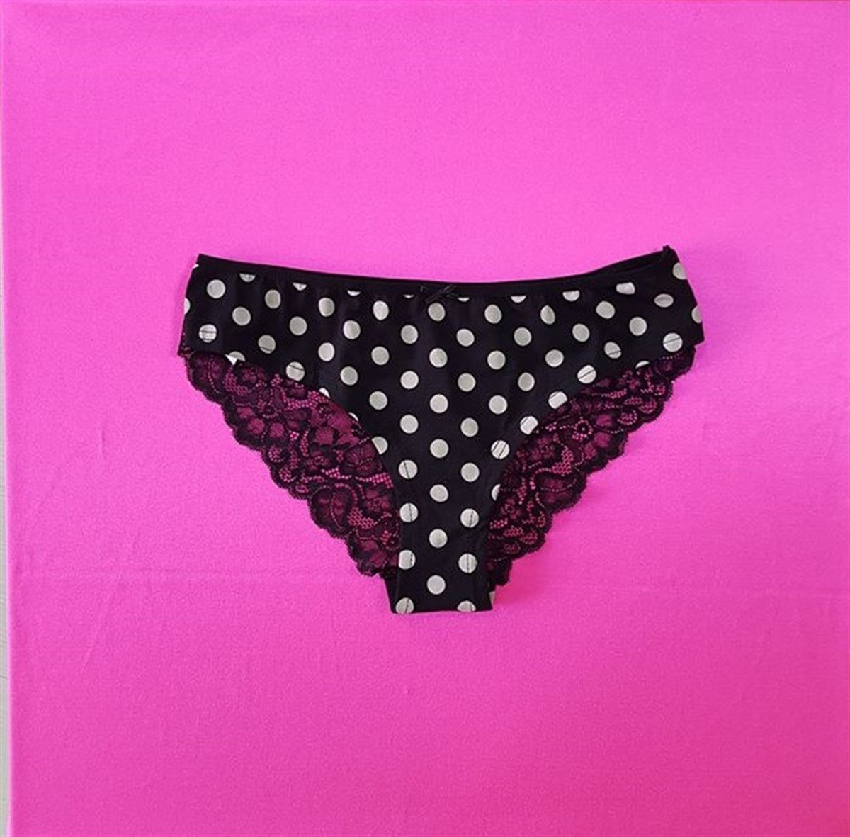 KOZA ARKASI ESNEK DANTEL DETAYLI PUANTİYE DESENLİ KADIN KÜLOT LACE AND POLKA PANTY KZ-004-2