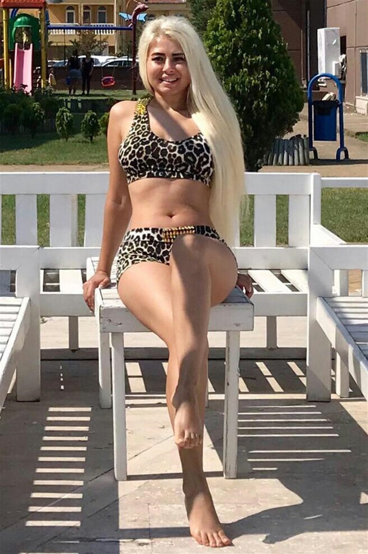 LEOPAR DESENLİ ESNEK KUMAŞ MİNİ ŞORT VE BÜSTİYER TAKIM LEOPARD SHORT AND TOP SET KY-066