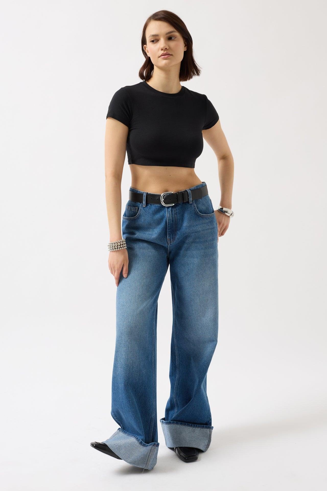 Likralı Basic Crop Siyah T-Shirt