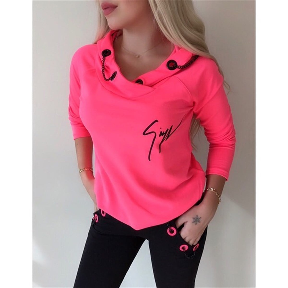 NEON PEMBE ESNEK KUMAŞ KAPİŞONLU ALT ÜST BAYAN EŞOFMAN TAKIM İKİ PARÇA BAYAN SPOR TAKIM ALT ÜST BAYAN TAKIM BAYAN SPOR TAKIM WOMAN SPORTSWEAR SET GD-006-2