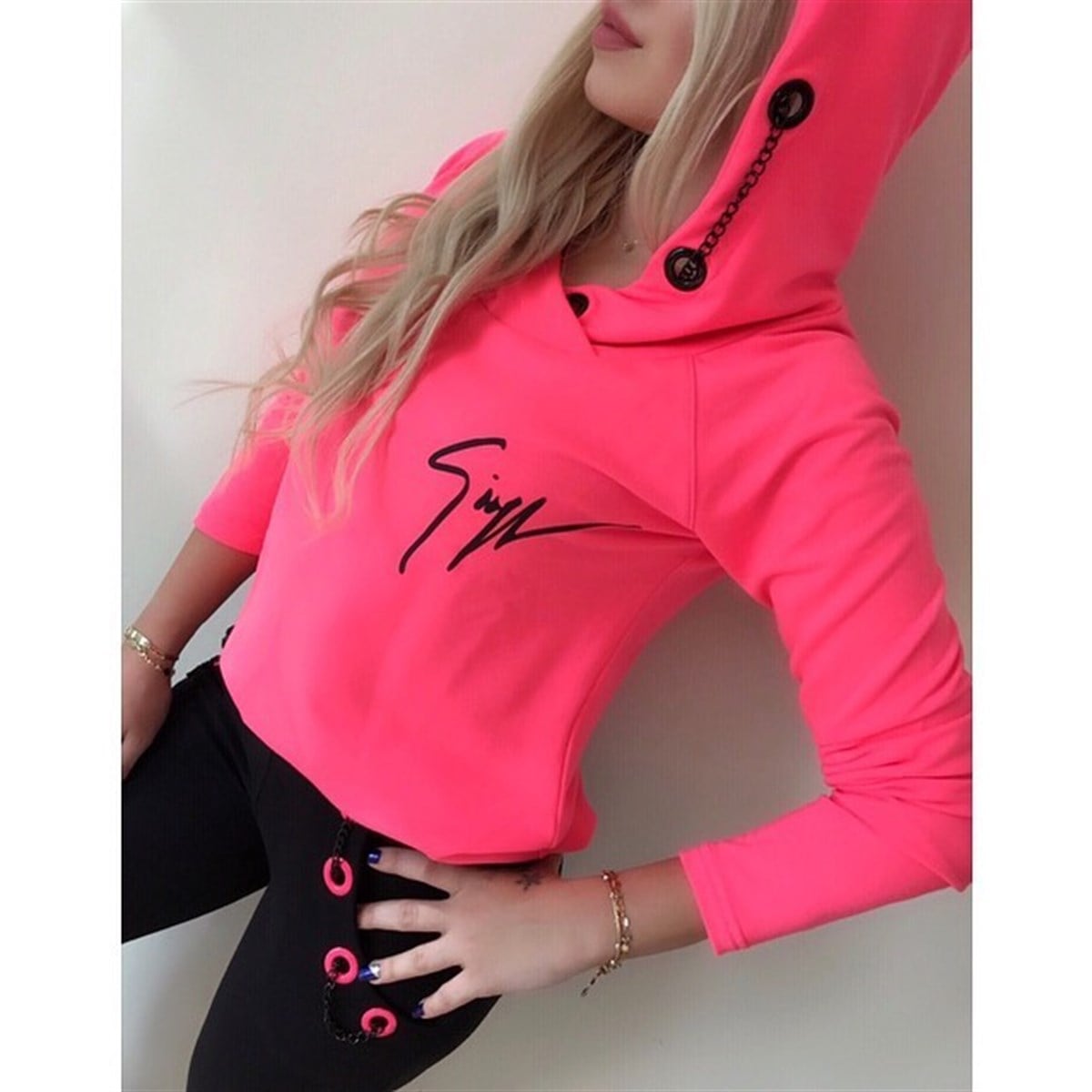 NEON PEMBE ESNEK KUMAŞ KAPİŞONLU ALT ÜST BAYAN EŞOFMAN TAKIM İKİ PARÇA BAYAN SPOR TAKIM ALT ÜST BAYAN TAKIM BAYAN SPOR TAKIM WOMAN SPORTSWEAR SET GD-006-2