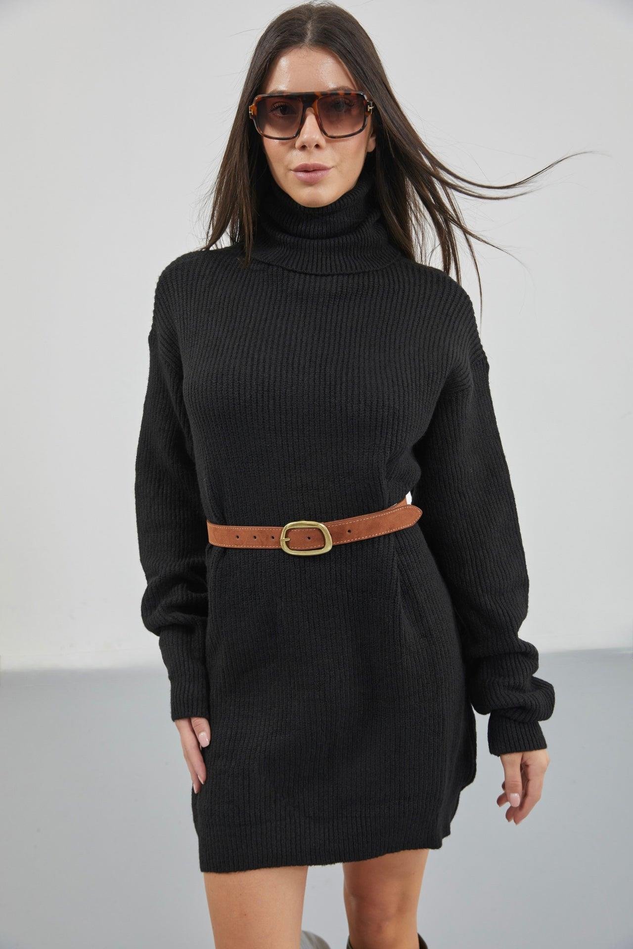 Oversize Balıkçı Yaka Siyah Triko Tunik