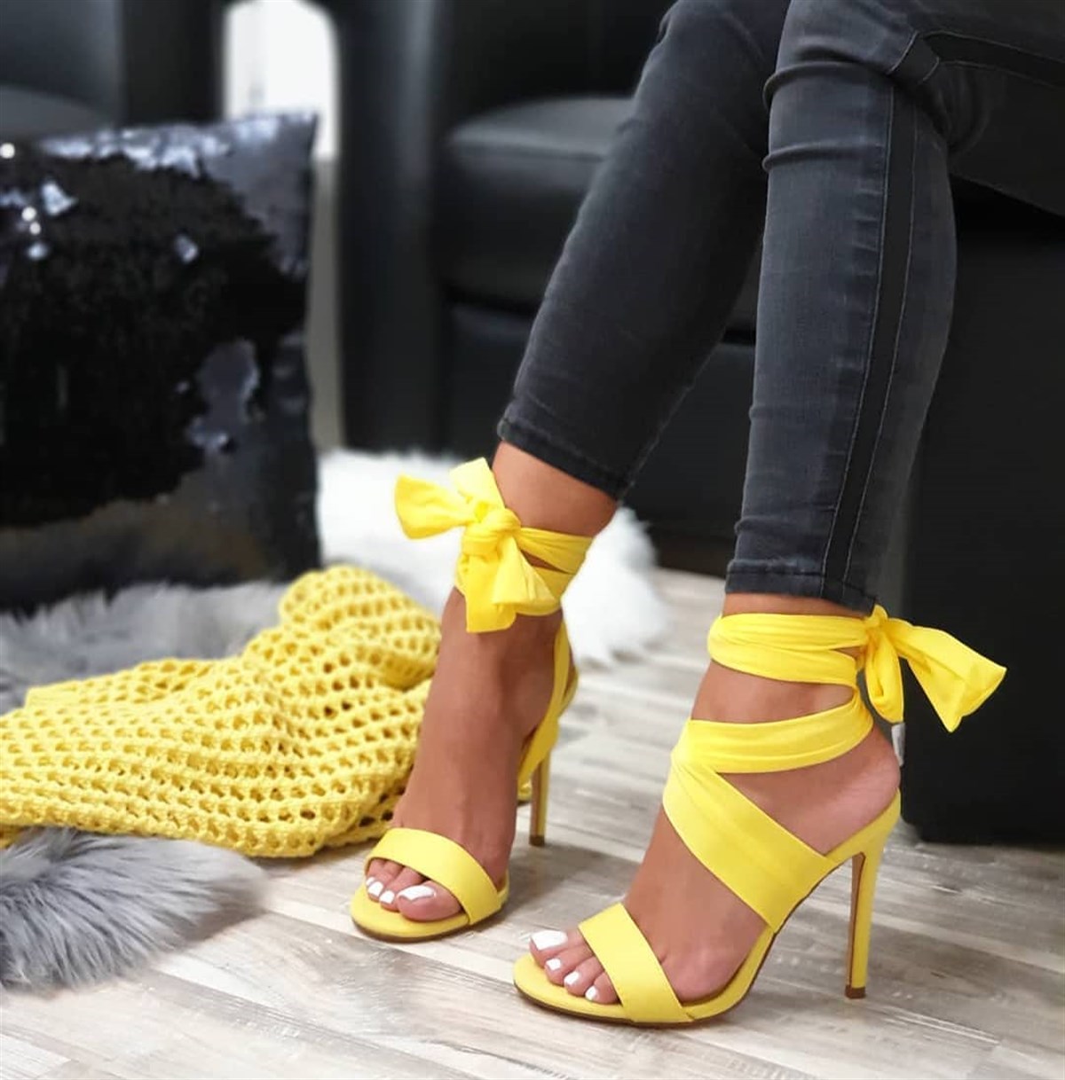 ŞERİT BAĞCIK DETAYLI İNCE TOPUKLU SARI BAYAN AYAKKABI SARI PLATFORM TOPUK AYAKKABI HIGH HEELS YELLOW WOMAN SHOES AD-004-1
