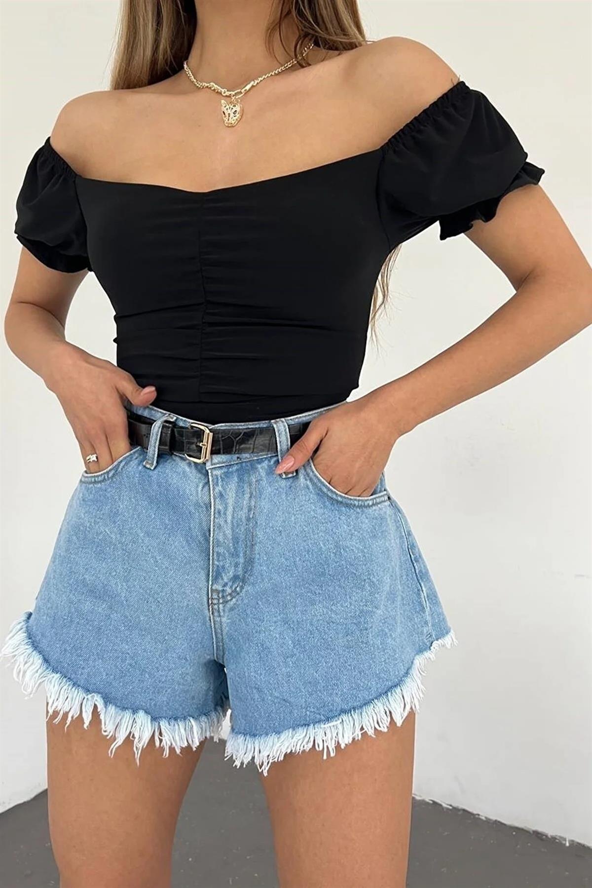 Siyah Sandy Kumaş Degaje Yaka Büzgü Detaylı Kısa Kollu Crop Bluz 10059