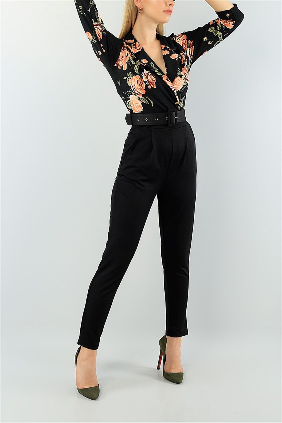 ÜST KISMI ÇİÇEK DESENLİ KEMER DETAYLI TEK PARÇA SİYAH TULUM SİYAH BODYSUİT SİYAH GÜNLÜK TULUM BLACK BODYSUIT HY-73731