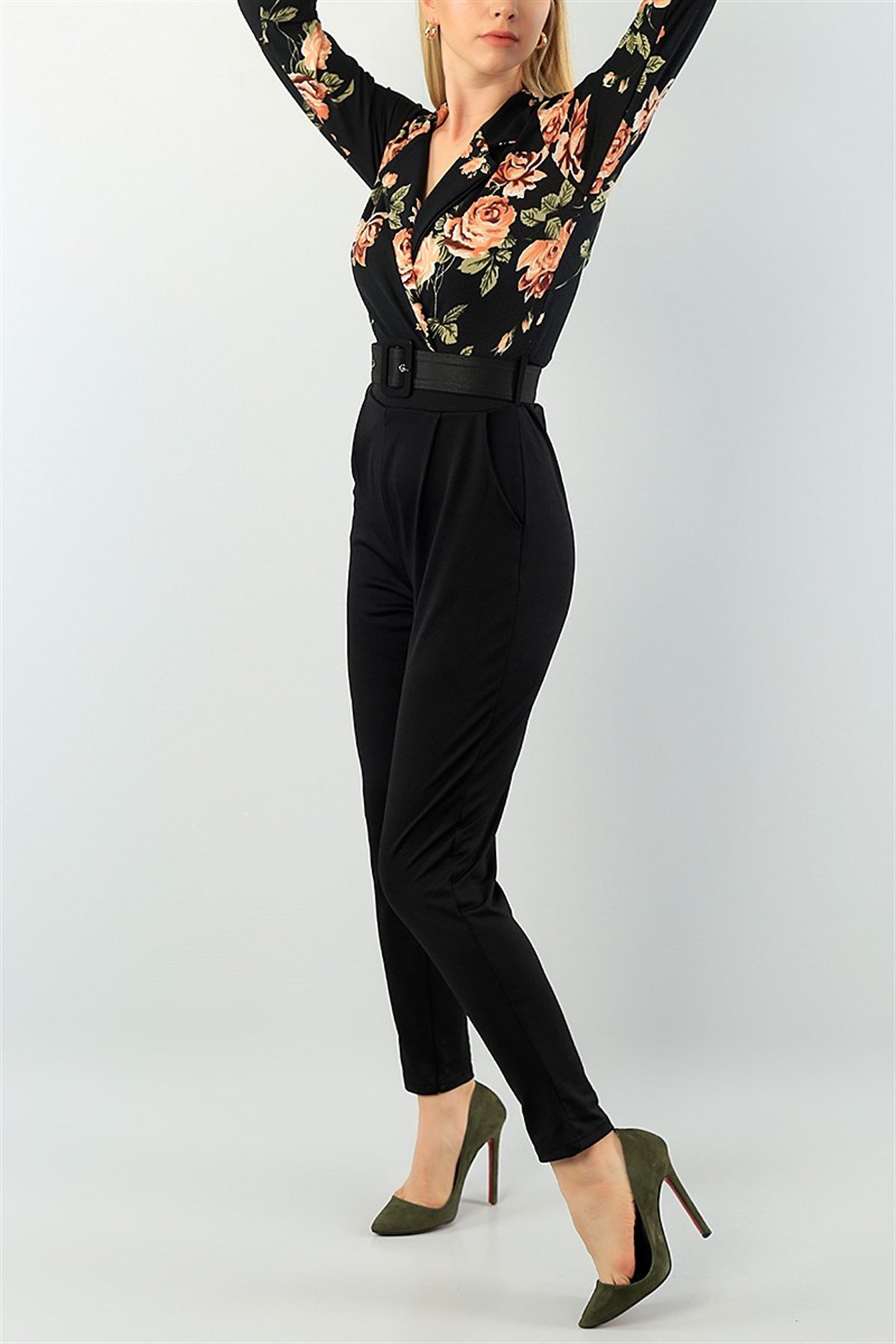 ÜST KISMI ÇİÇEK DESENLİ KEMER DETAYLI TEK PARÇA SİYAH TULUM SİYAH BODYSUİT SİYAH GÜNLÜK TULUM BLACK BODYSUIT HY-73731