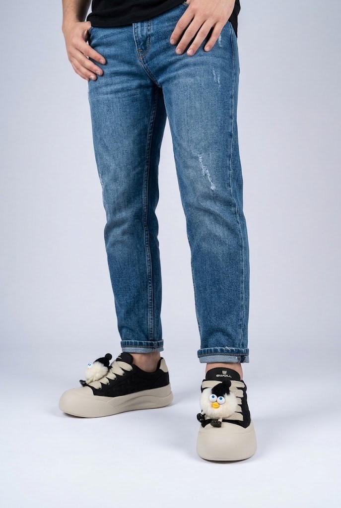 ShoetekLelnon