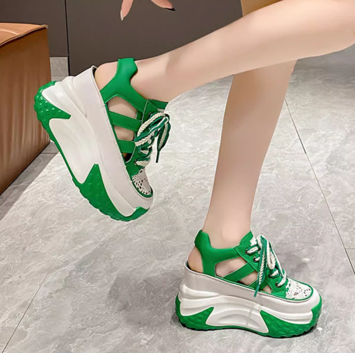 Dolgu Topuk  Spor Sandalet