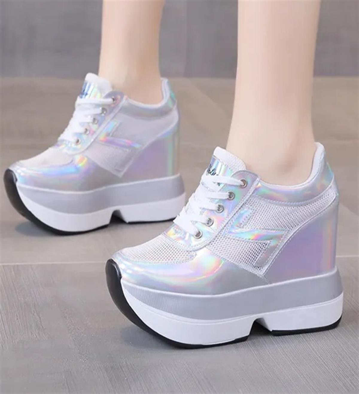Gizli Topuk Spor Ayakkabı 12 cm