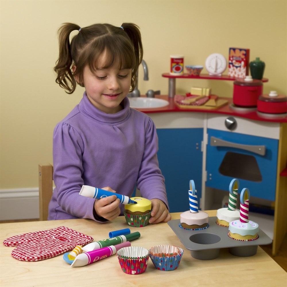 Melissa and Doug AHŞAP CUPCAKE SETİ