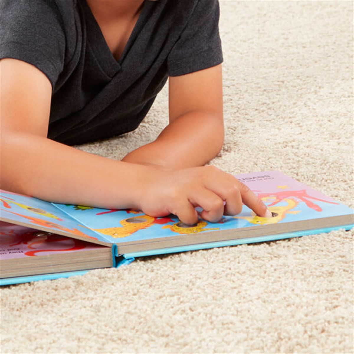 Melissa and Doug Poke-A-Dot - İnteraktif Kitap - Who's in the Ocean