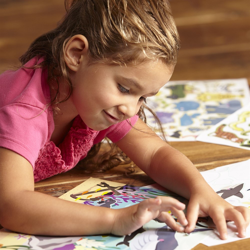 Melissa and Doug TAK ÇIKAR ÇIKARTMA KİTABI - HAYVANLAR