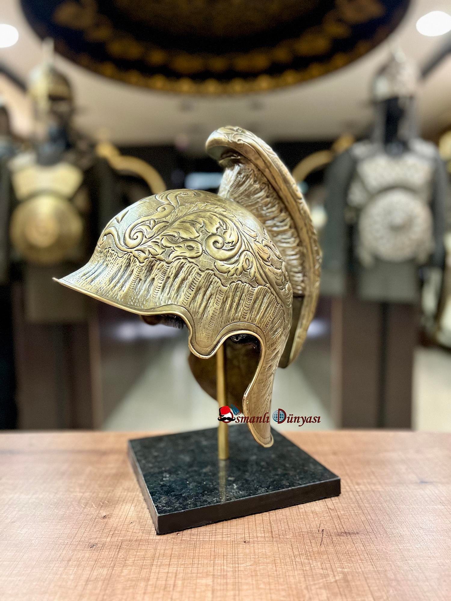 Bizans Kralı XI. Konstantinos'un Miğferi