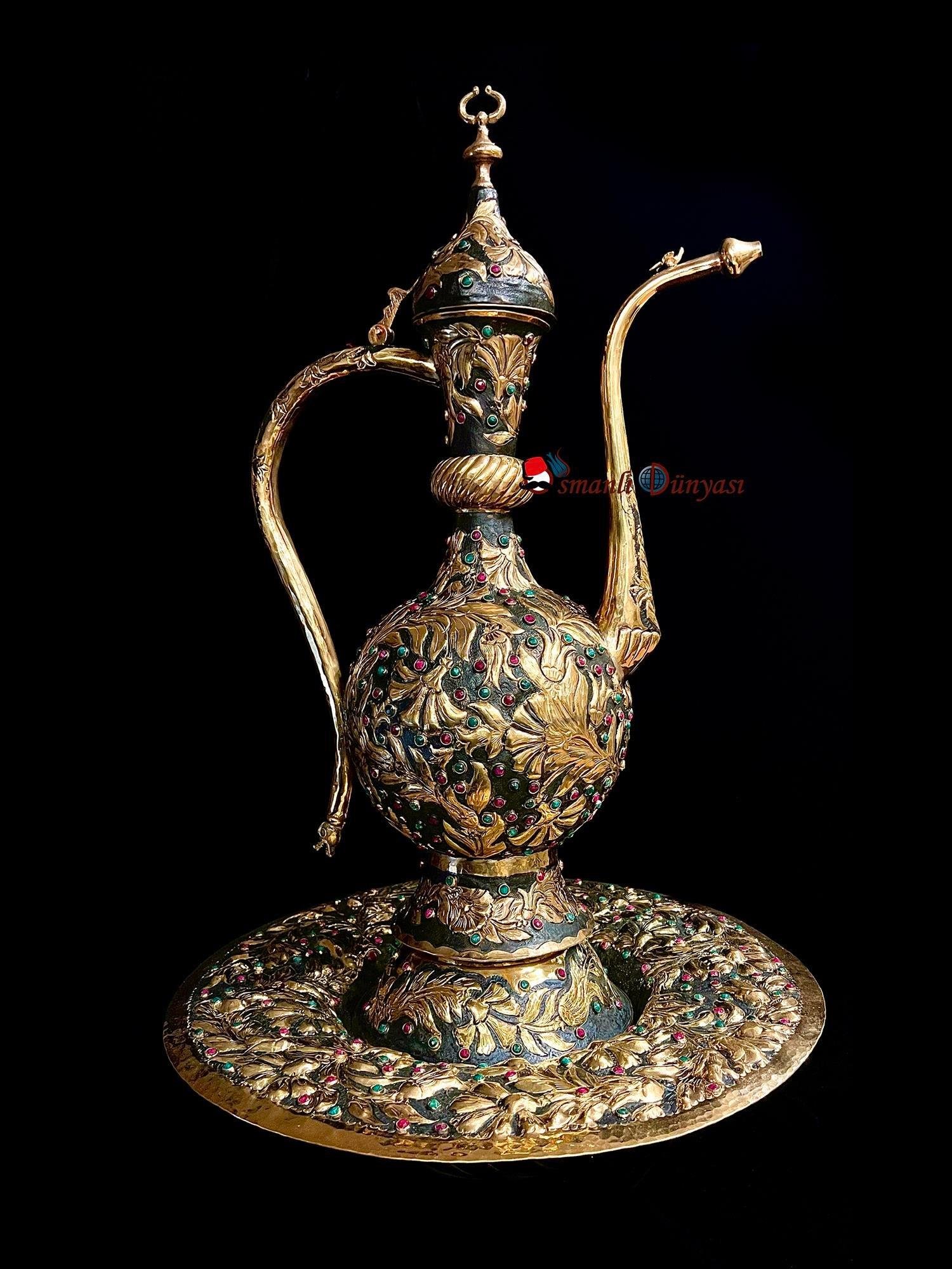 Fatih Sultan Mehmed Han'ın Kutsal İbriği