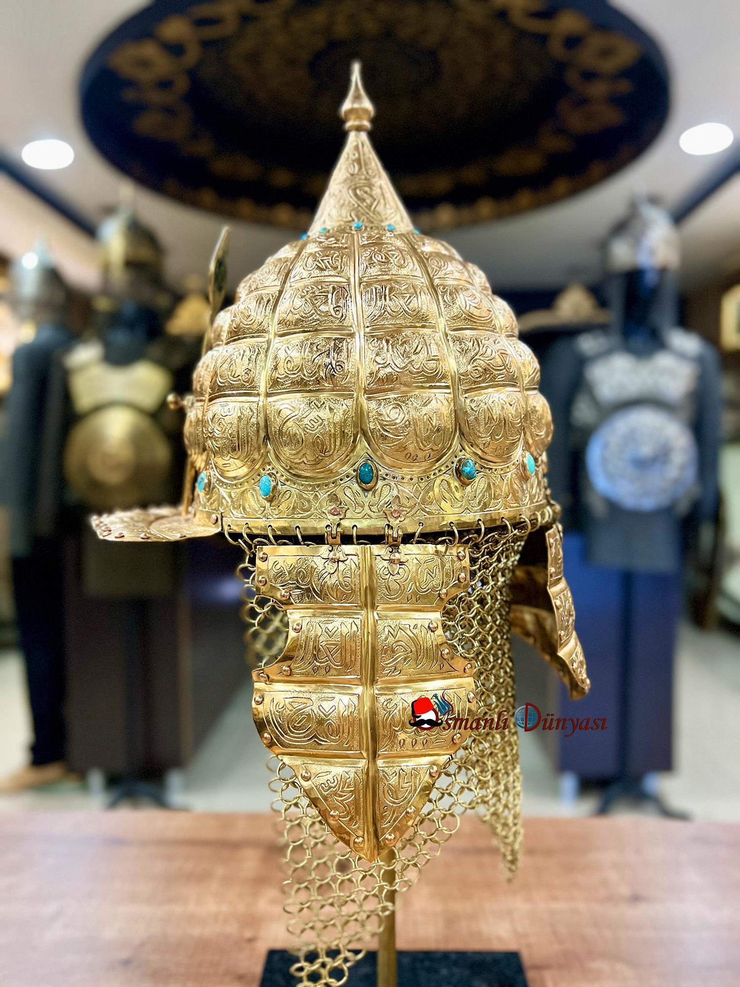 Fatih'in Altın Miğferi: Esmaül Hüsna