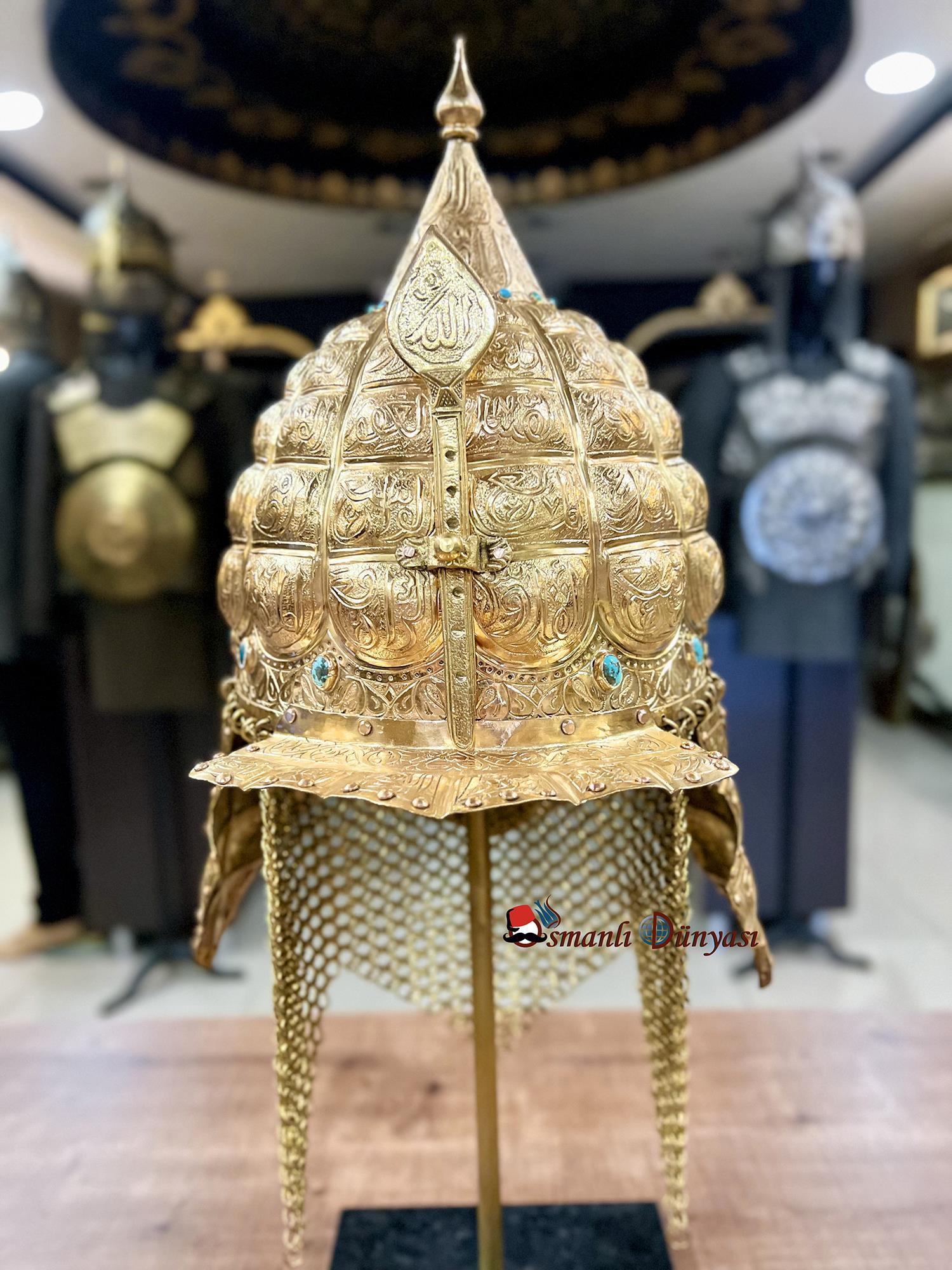 Fatih'in Altın Miğferi: Esmaül Hüsna