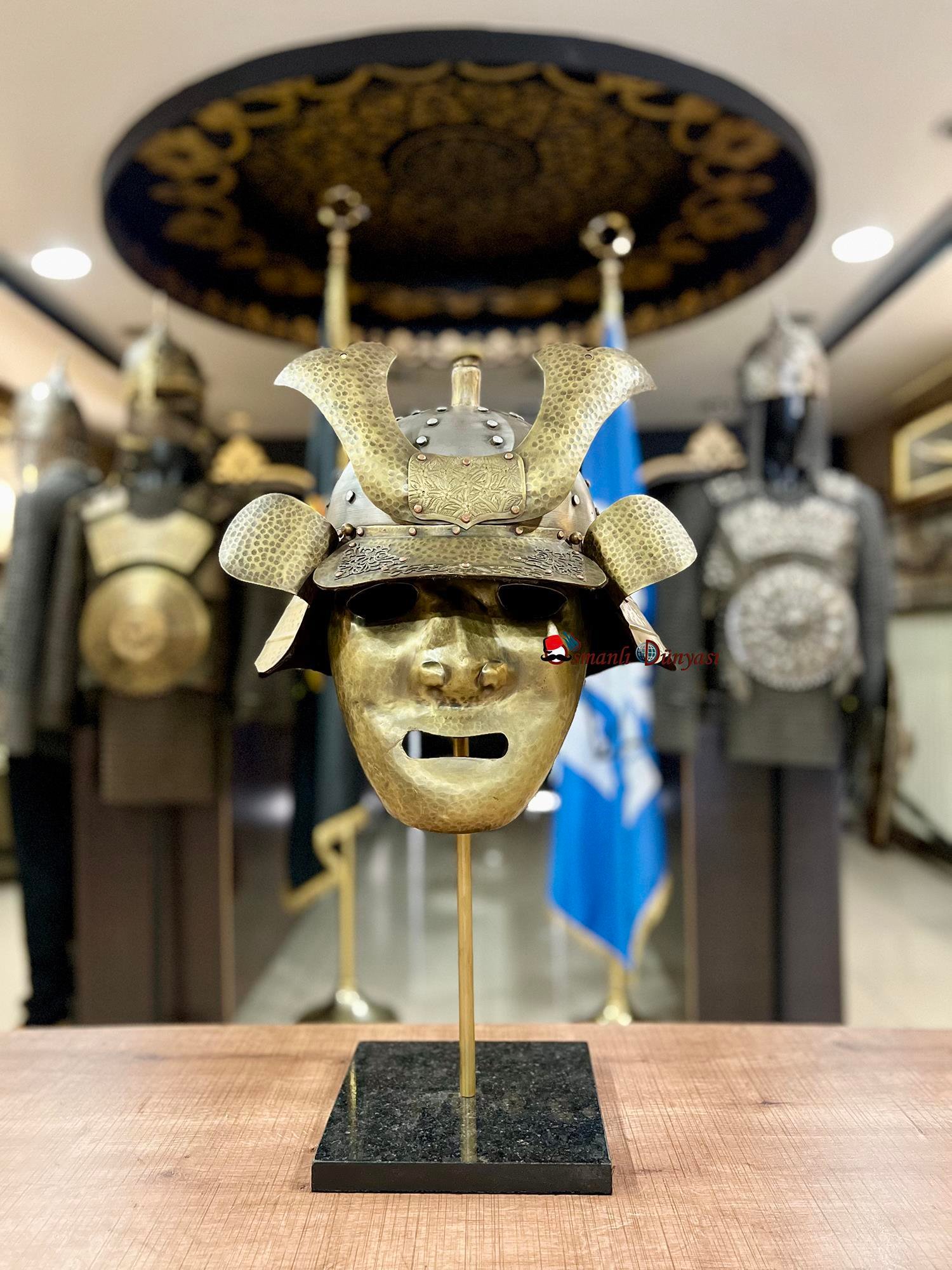 Hayalet Samuray Miğferi