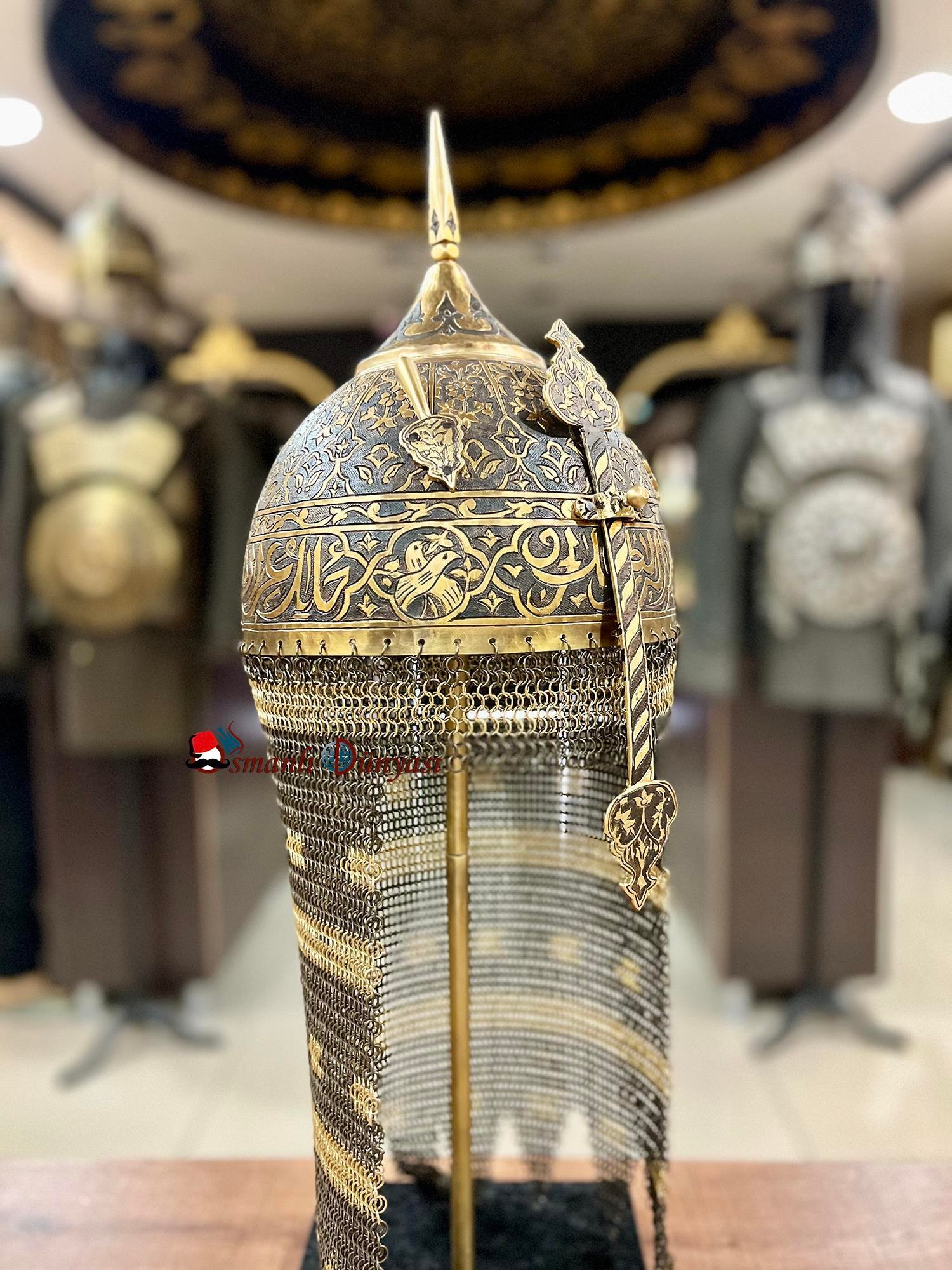 Osmanlı Kuşlu Miğfer - Zaferin Kanatları