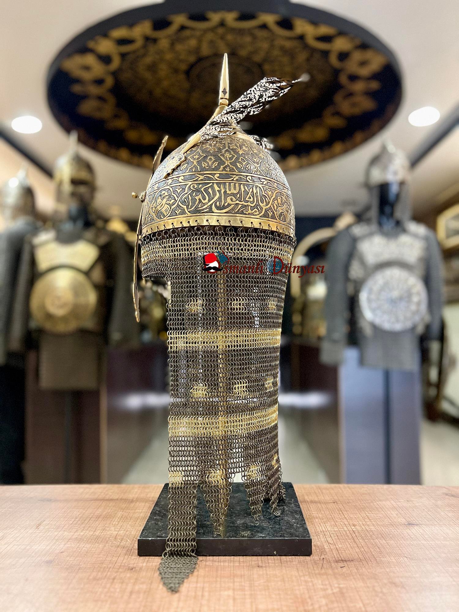 Osmanlı Kuşlu Miğfer - Zaferin Kanatları