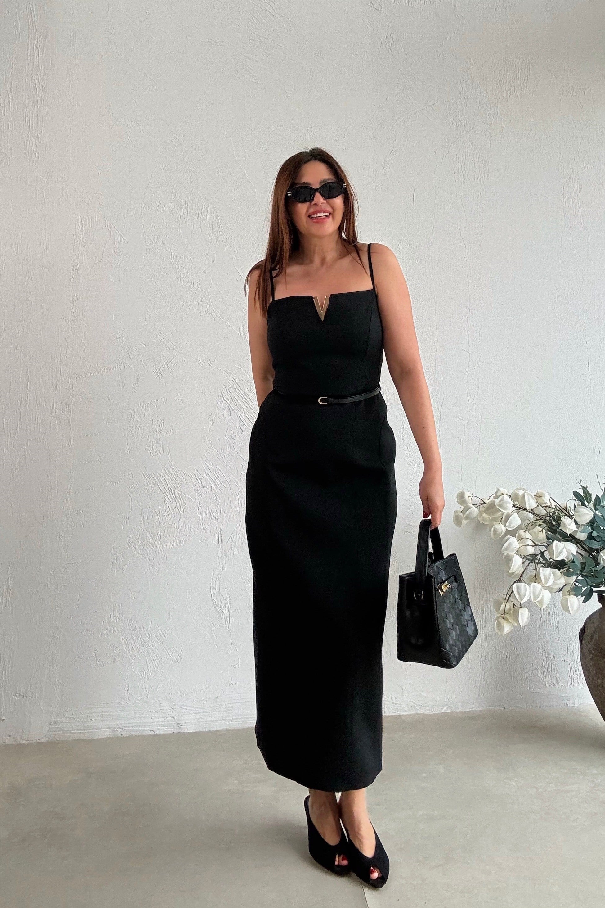 Aksesuarlı Elbise SİYAH