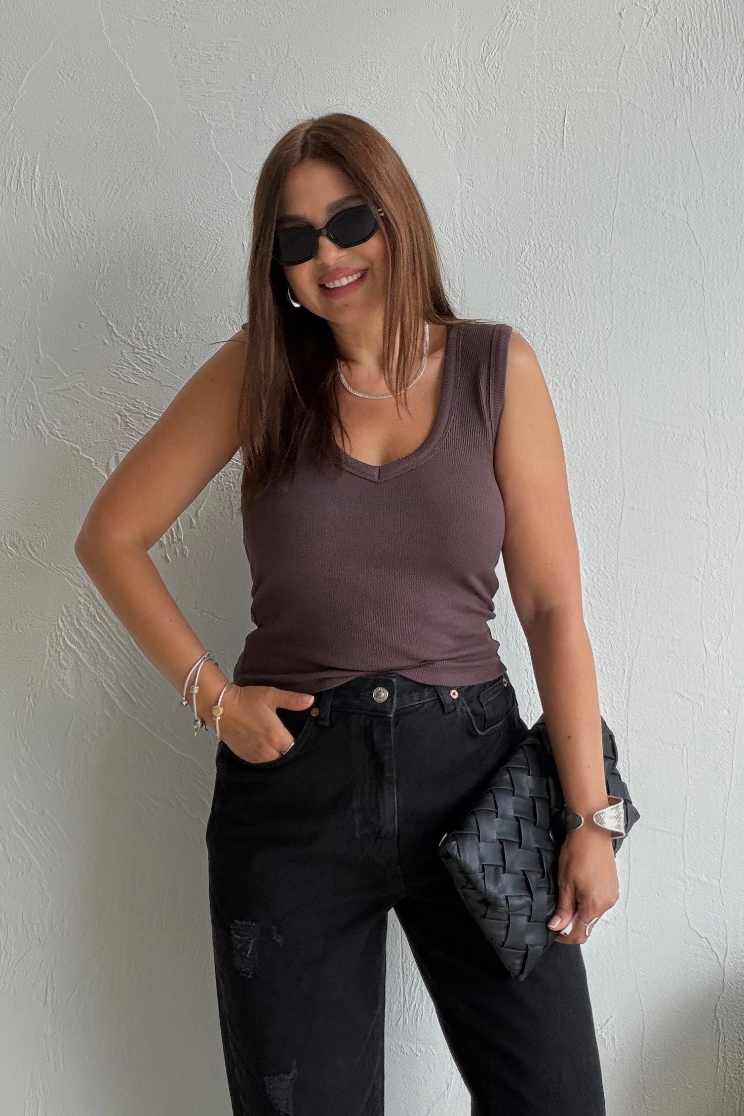 Derin V Yaka Basic Atlet KAHVERENGİ