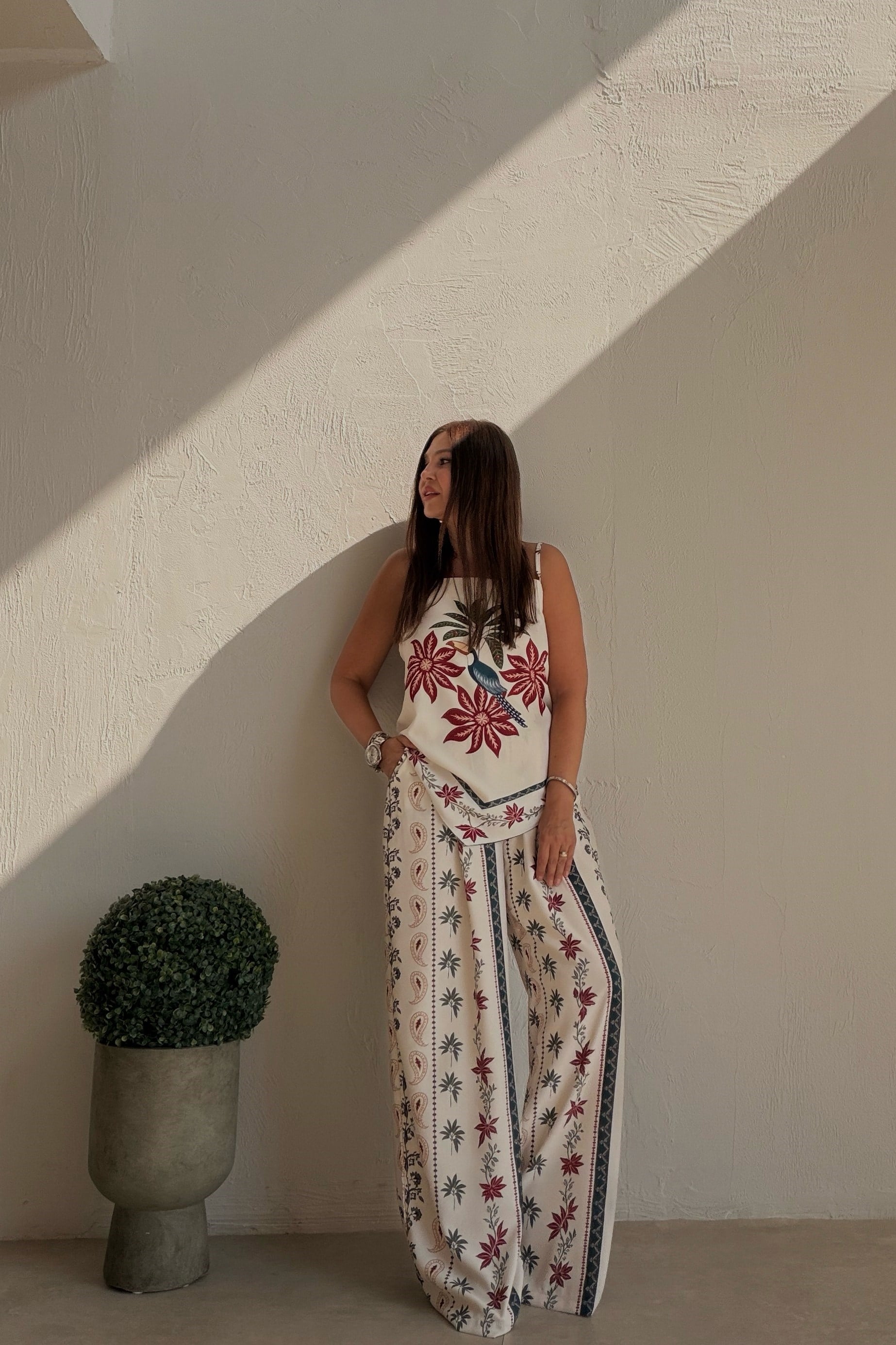 Desenli Askılı Bluz Pantolon Takım EKRU