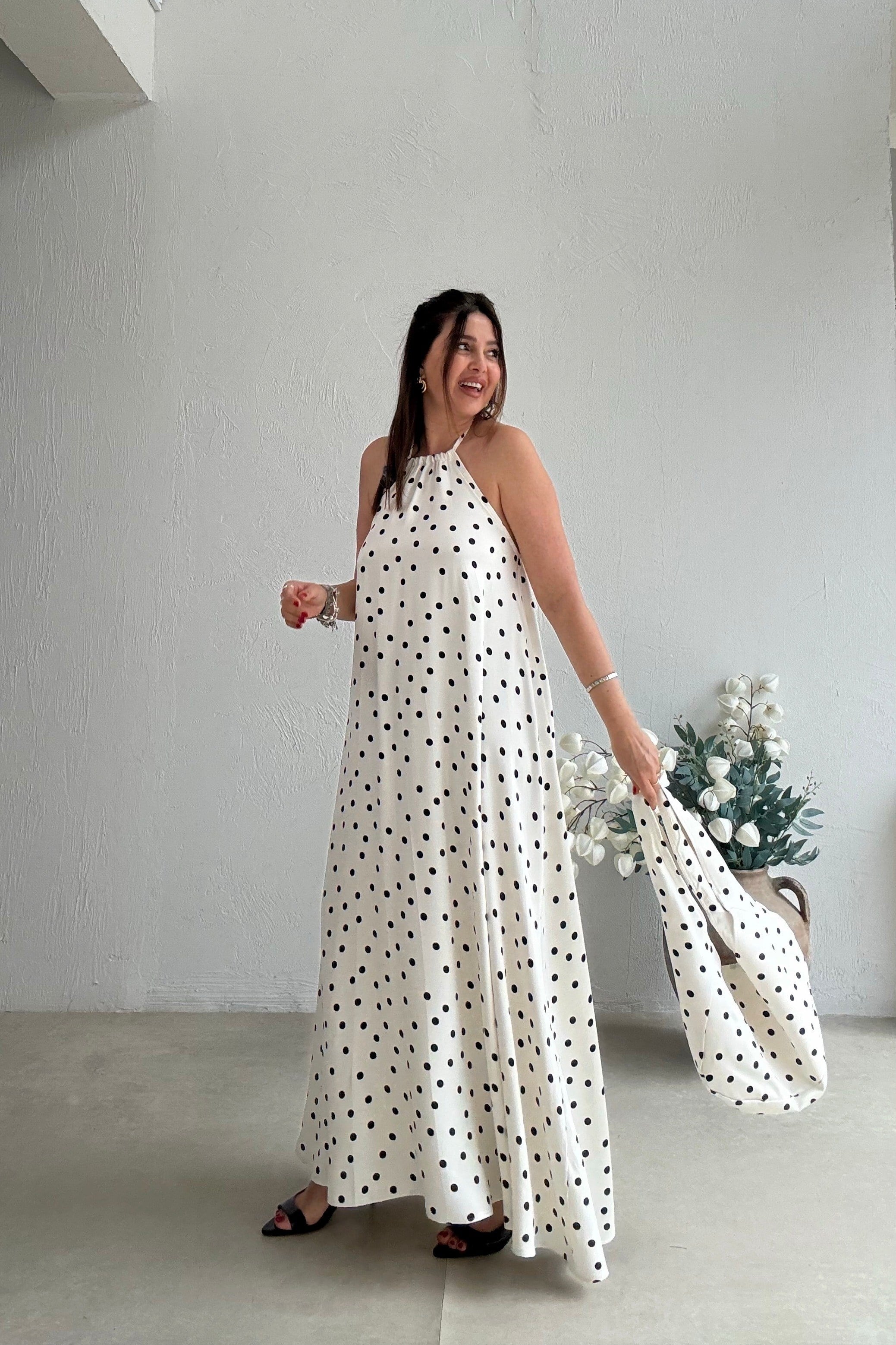 Ekru Çantalı Uçuş Elbise 